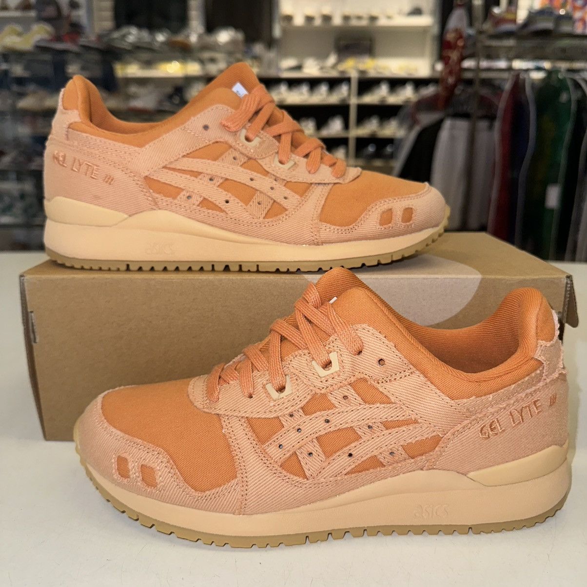 Asics Size 5 - ASICS GEL-Lyte III OG Low Tea Pack - Rooibos Size US 5 / EU 37 - 1 Thumbnail