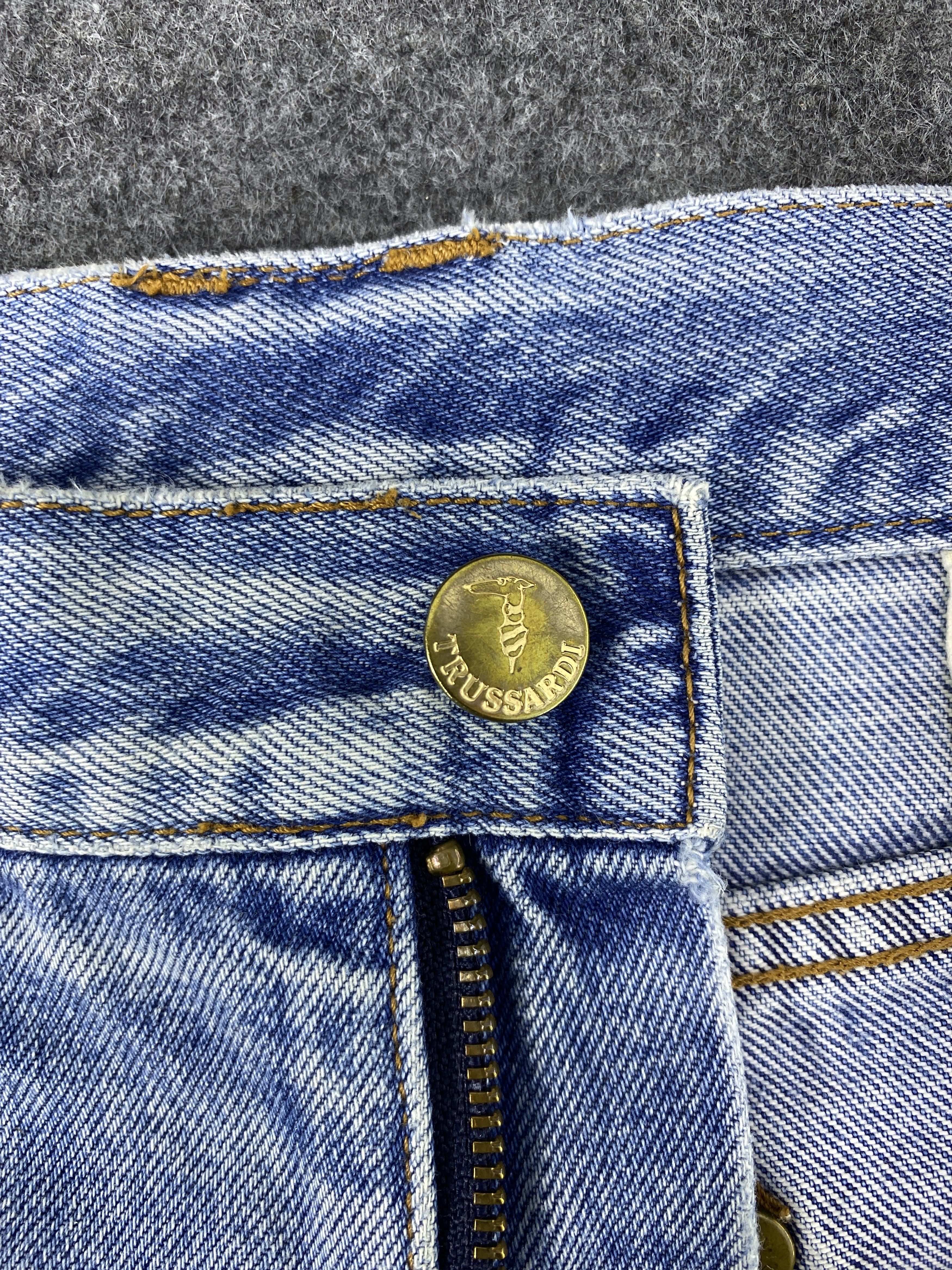 Trussardi Vintage Baggy Trussardi Distressed Blue Wash Jeans - J1124 Size 26" / US 2 / IT 38 - 12 Thumbnail