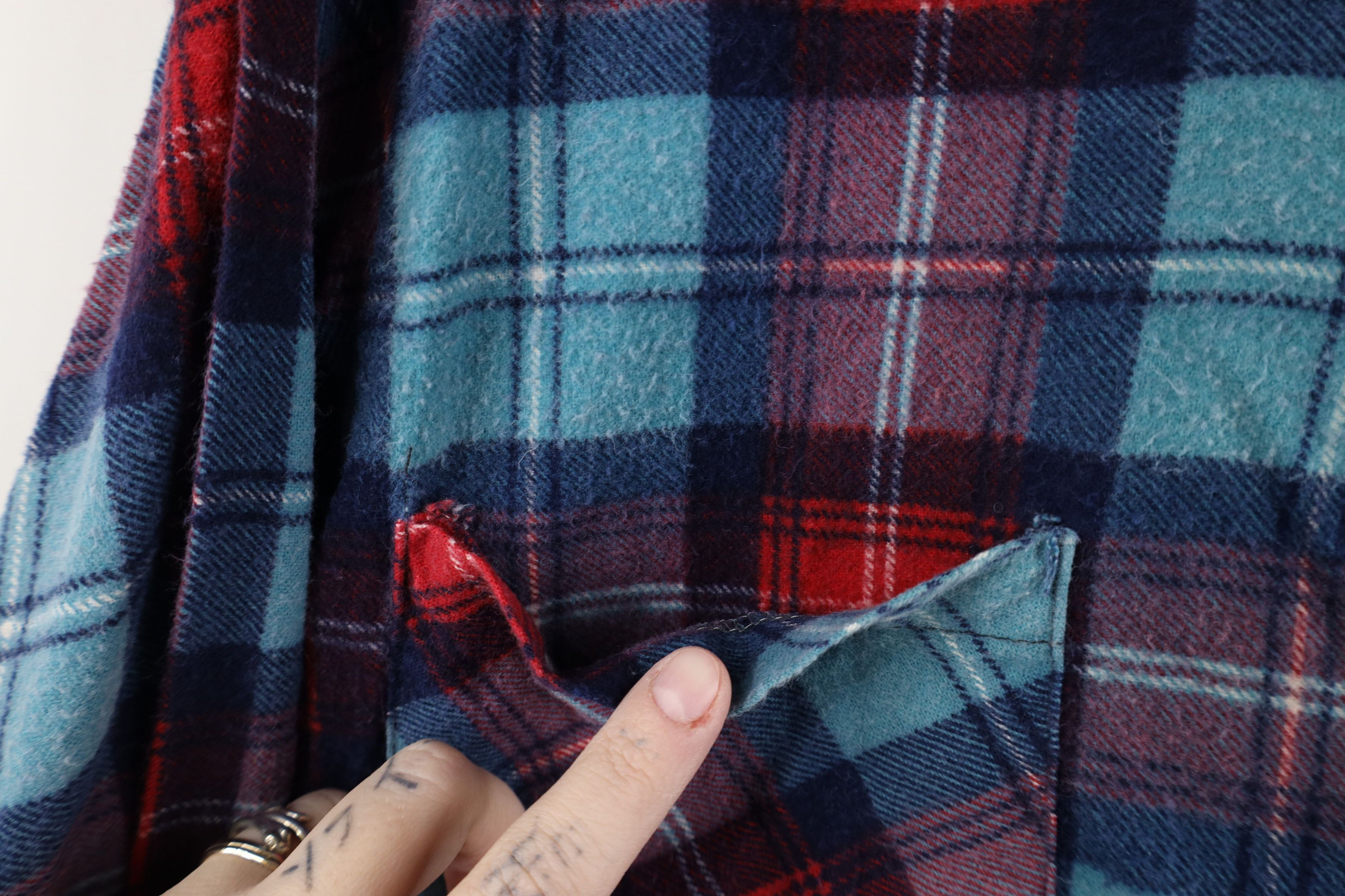 Vintage Vintage 70s Streetwear Flannel Collared Button Shirt Plaid Size US L / EU 52-54 / 3 - 4 Thumbnail