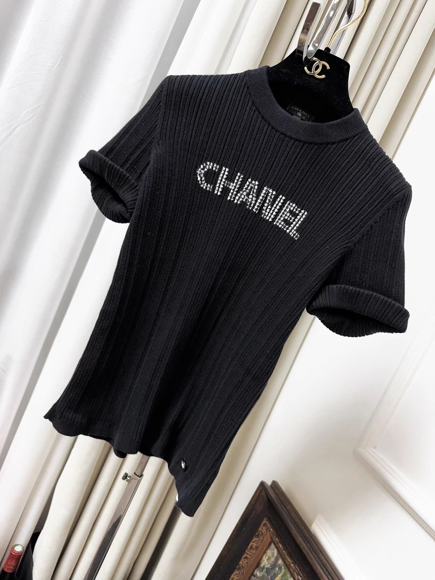 Chanel Chanel 21S CC Logo Black Pleated Knit Short Tee 38 Size S / US 4 / IT 40 - 1 Thumbnail