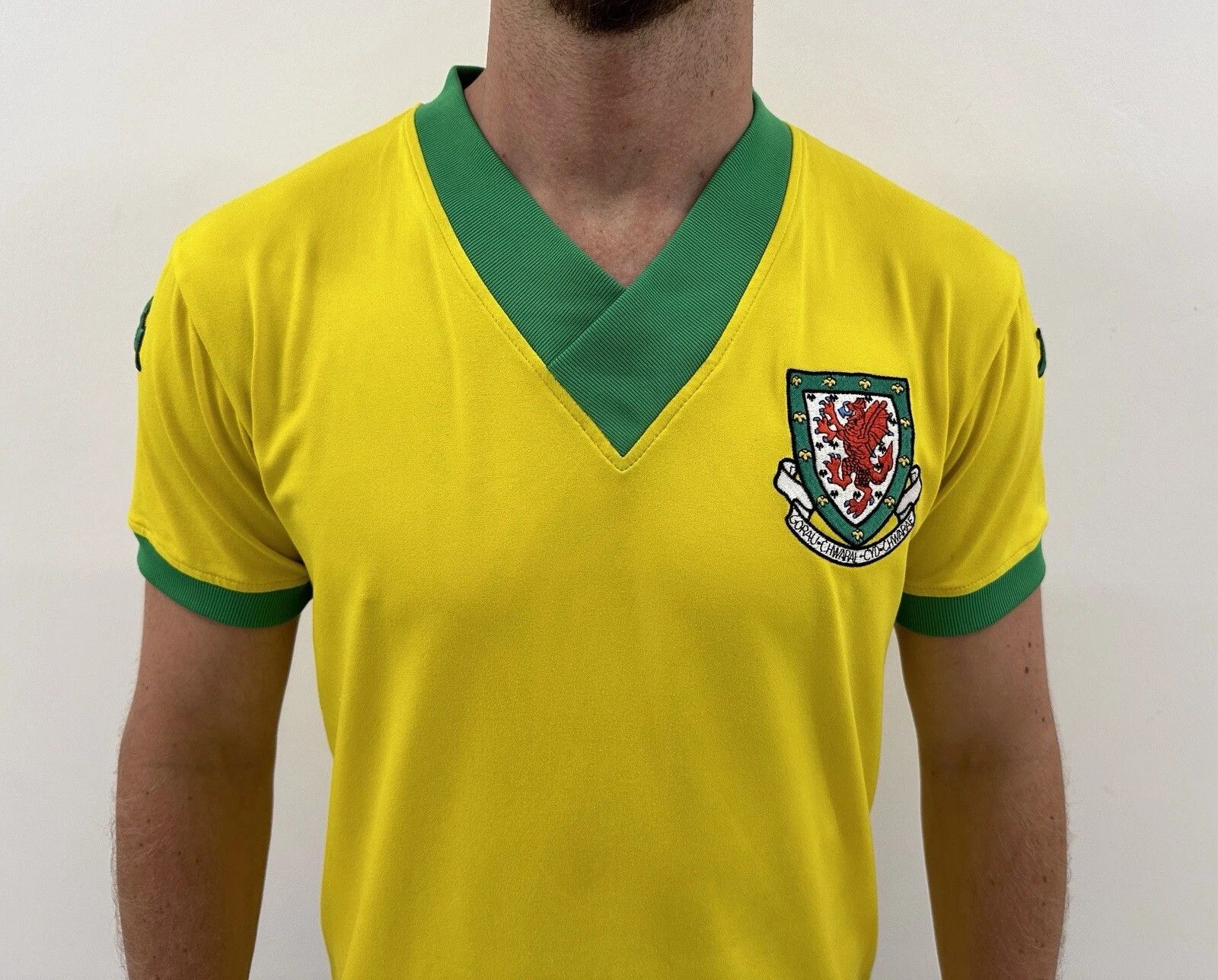 Kappa Vintage National Wales 2006 2007 Away Jersey Shirt Soccer Size US M / EU 48-50 / 2 - 2 Thumbnail