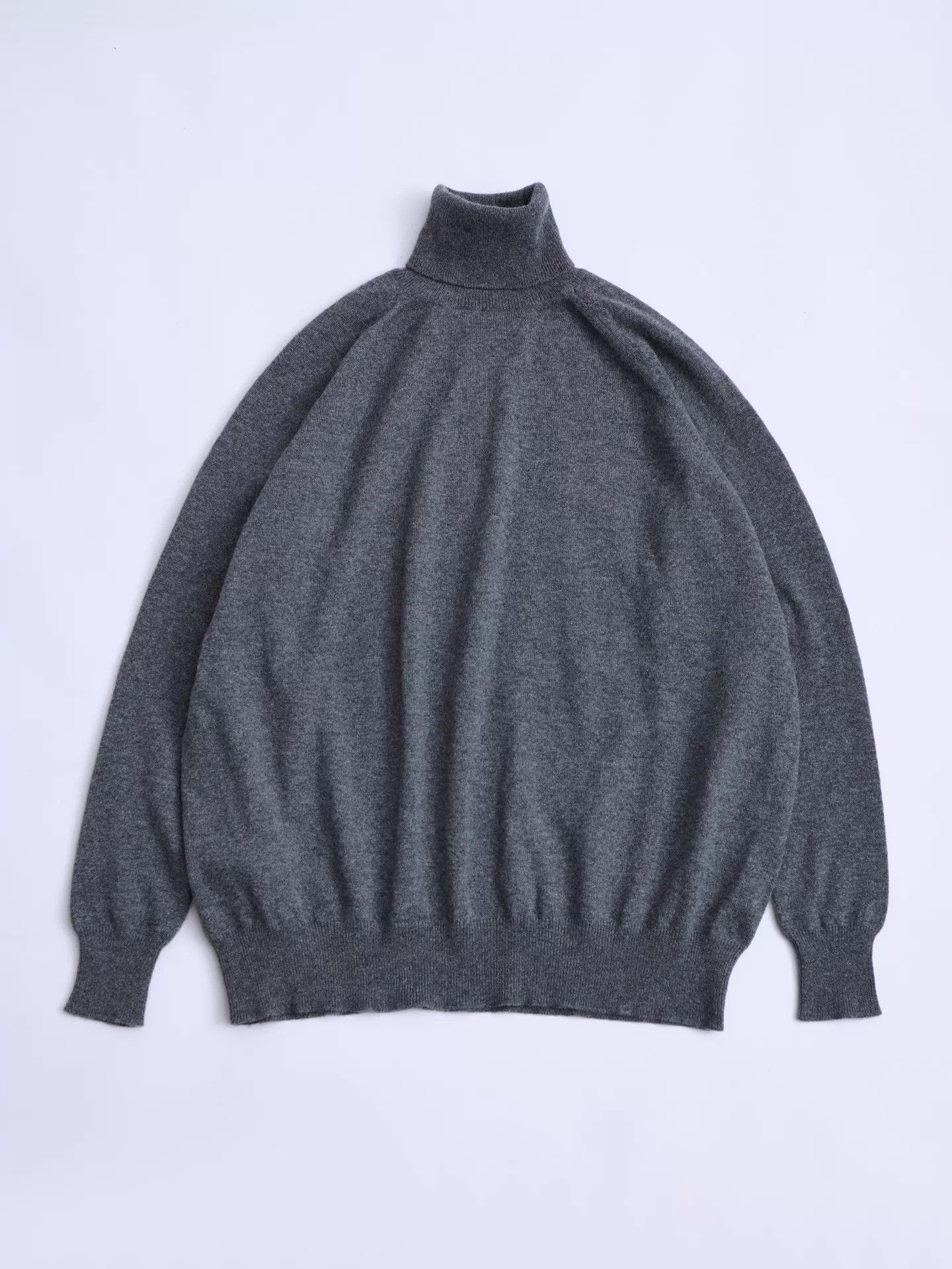 Prada PRADA Charcoal Gray Turtleneck Cashmere Sweater Size XS / US 0-2 / IT 36-38 - 8 Thumbnail