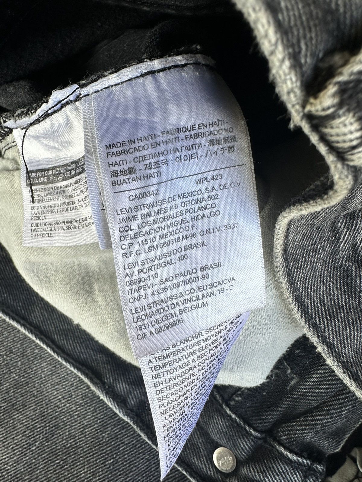 Levi's Y2K Levis 505 Super Black Faded Washed Denim 28x29 D268 Size US 28 / EU 44 - 13 Thumbnail