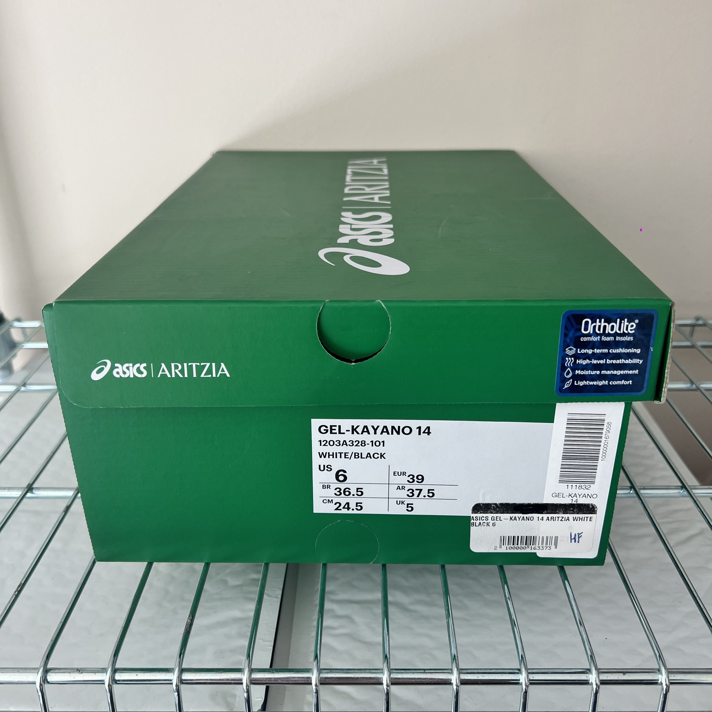 Aritzia × Asics ASICS Gel-Kayano 14 Aritzia White Black Size US 6 / IT 36 - 8 Thumbnail