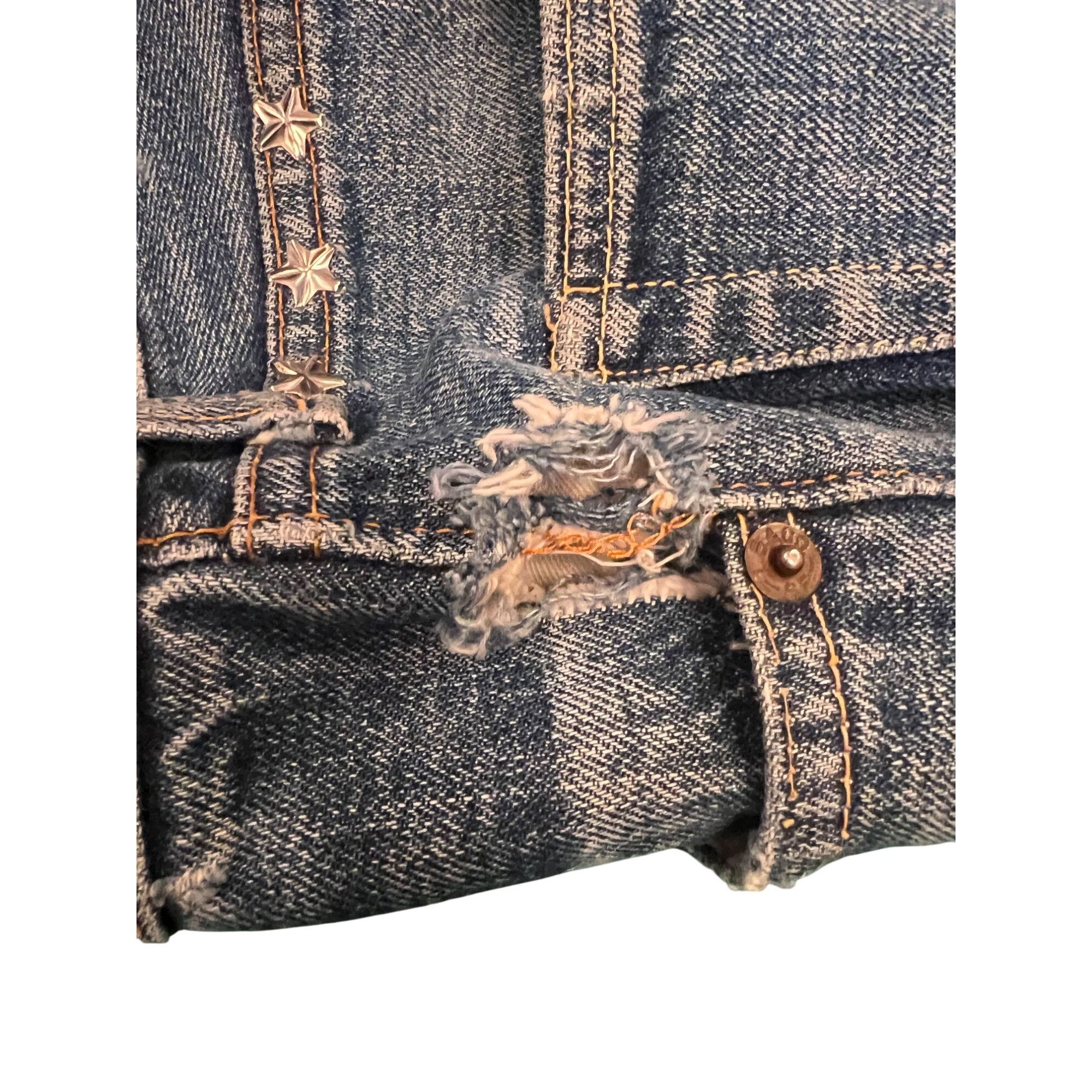 Levi's Vintage Levis Distressed Denim Shorts W/ Rolling Stones Patc Size 28" / US 6 / IT 42 - 9 Thumbnail