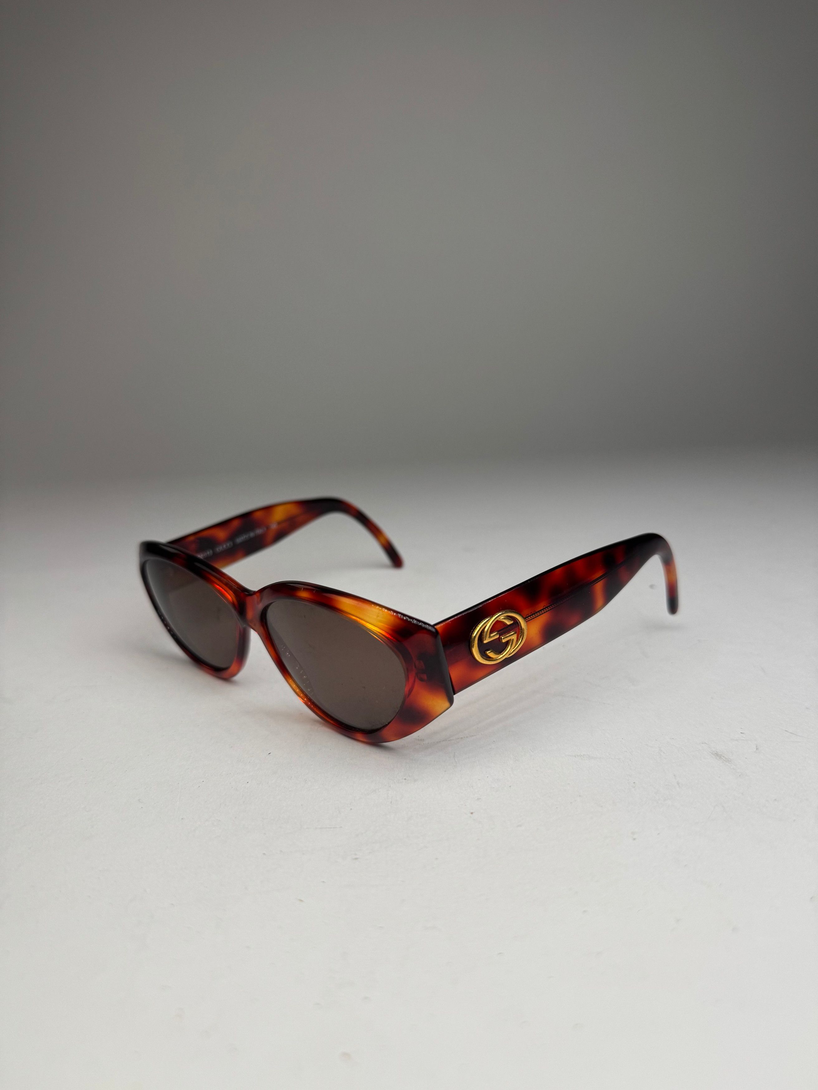 Gucci Vintage Retro Sunglasses Leopard Emblossed Size ONE SIZE - 1 Thumbnail