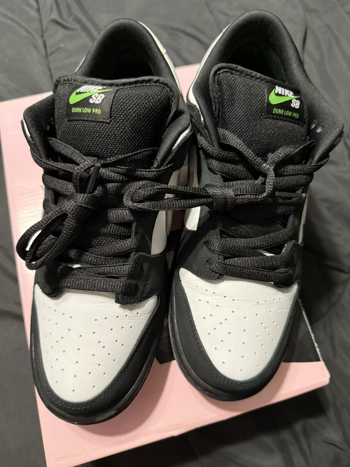Nike Nike SB Dunk Low Pro x Jeff Staple Panda Pigeon Size US 10 / EU 43 - 12 Thumbnail