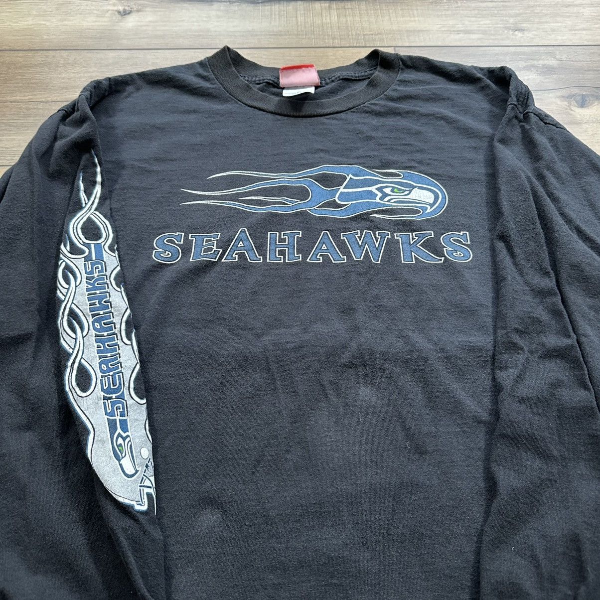 NFL Vintage 2000s Y2K Seattle Seahawks NFL Flame Hit Tee Size US XXL / EU 58 / 5 - 6 Thumbnail