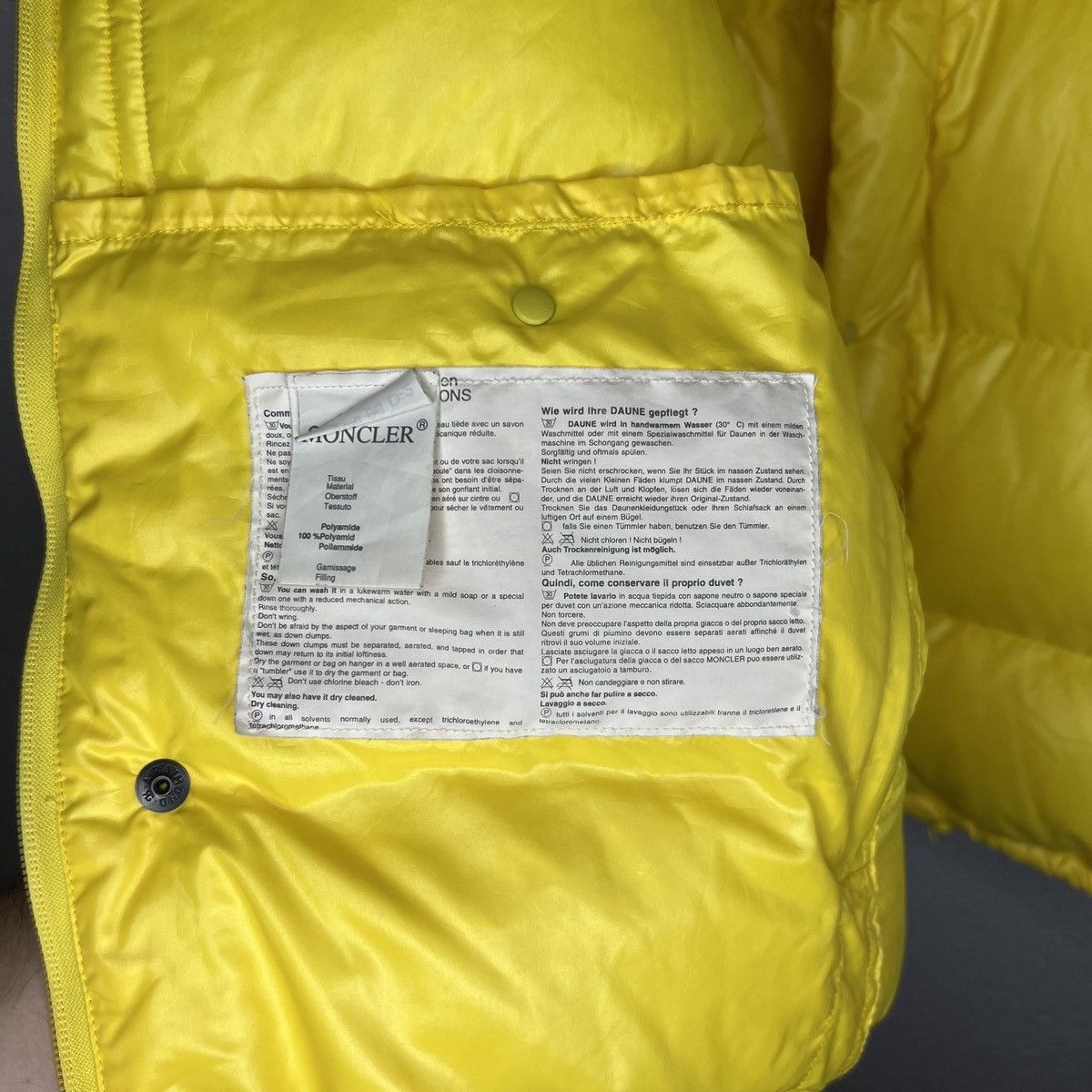 Moncler × Vintage Vintage 90s Moncler Puffer Down Jacket Yellow Rare Hype Size US L / EU 52-54 / 3 - 8 Thumbnail