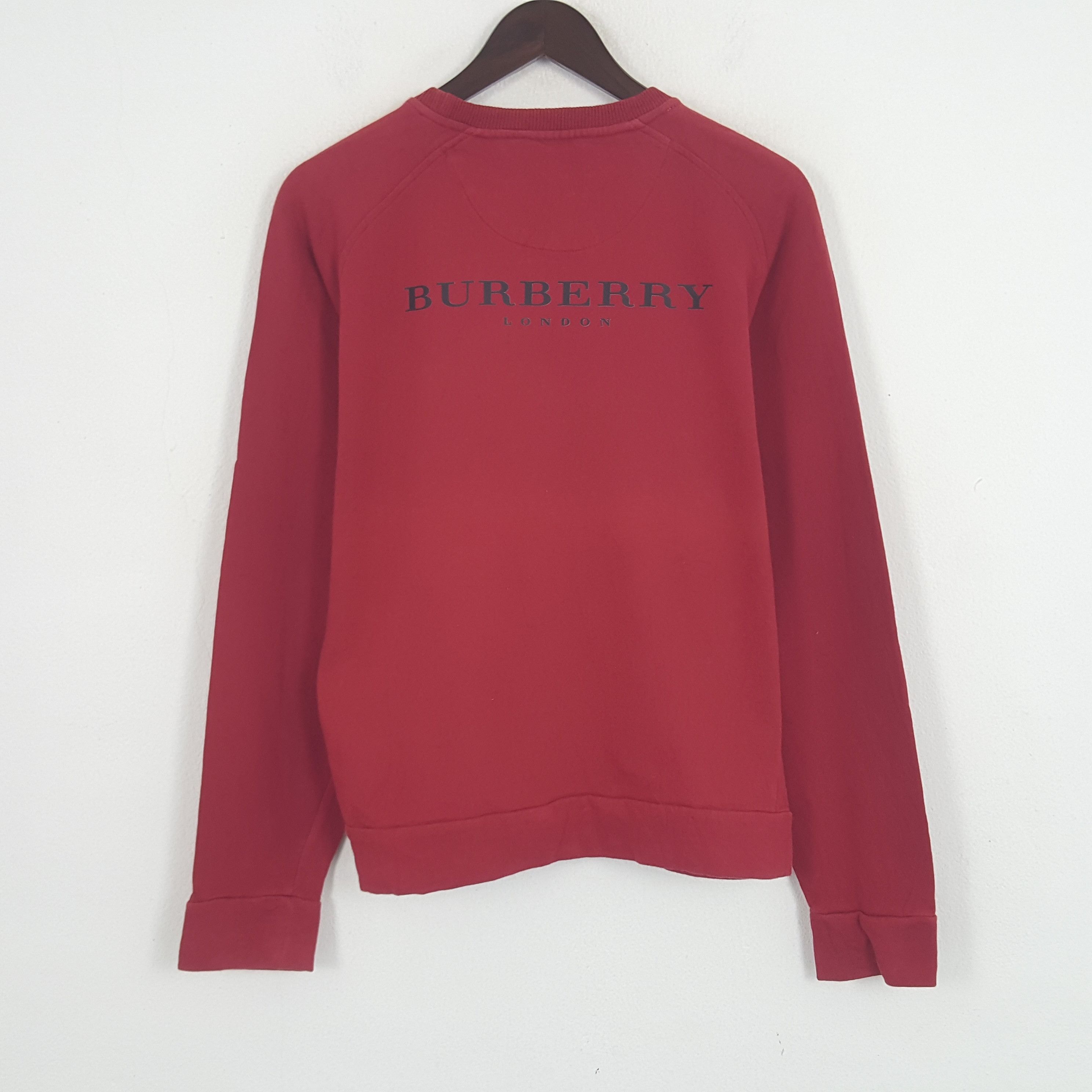 Burberry × Japanese Brand Vintage Burberry London Custom Spell Out Sweatshirt Size US M / EU 48-50 / 2 - 1 Thumbnail