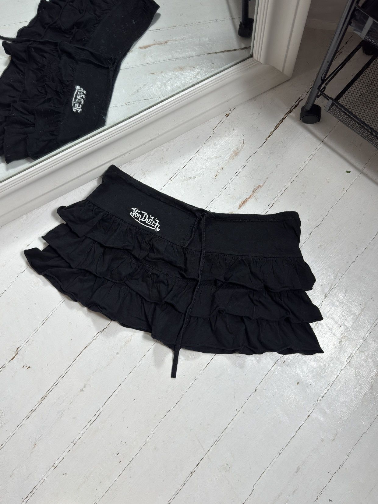 Von Dutch VINTAGE VON DUTCH 2000s RUSHES MINI SKIRT Size 28" / US 6 / IT 42 - 3 Thumbnail
