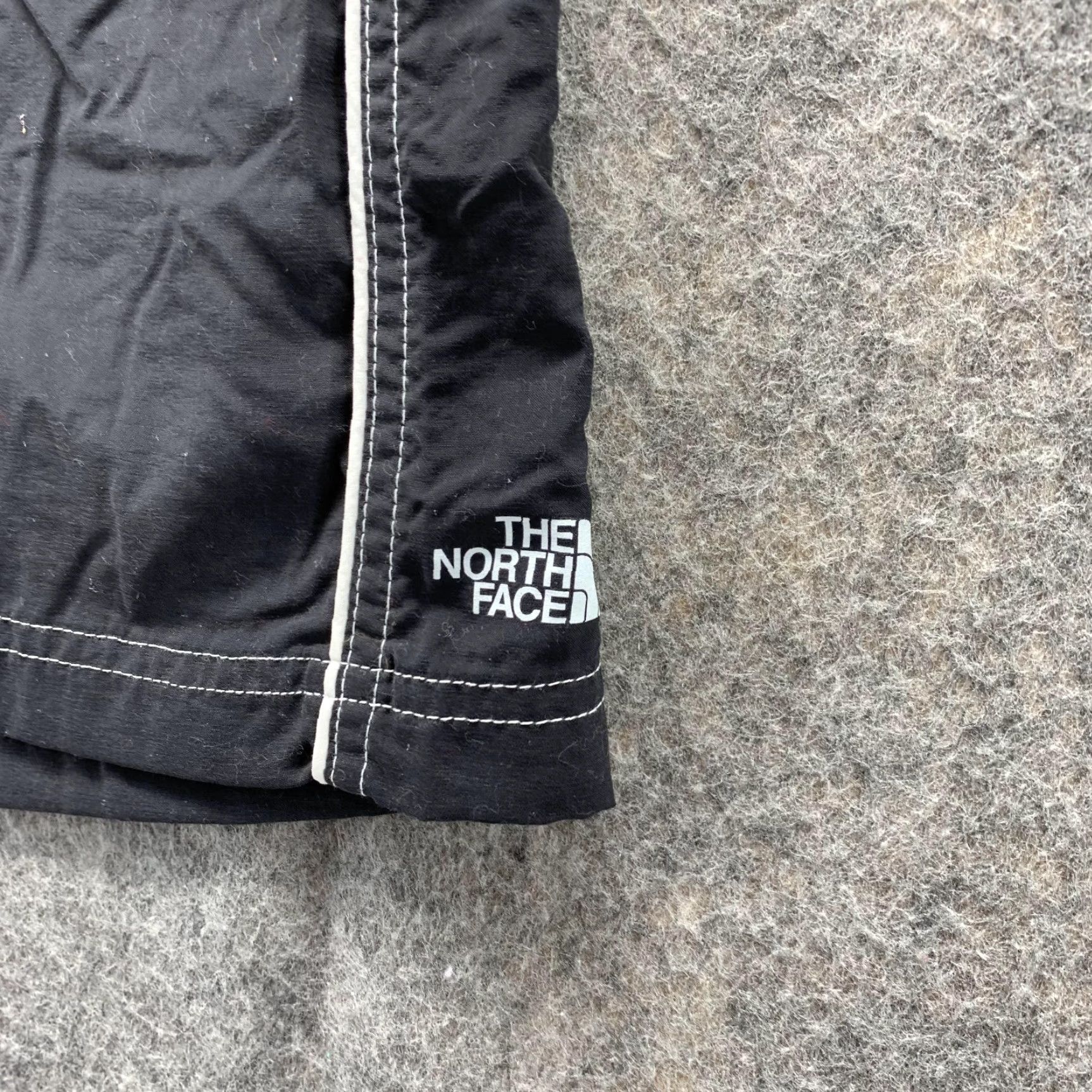 The North Face The North Face Skirt Womens 8 Black Stretch Athletic Lightweight Outdoor Casual Activewear Sportswear Womens 8 Skirt Regular Short Size 30" / US 8 / IT 44 - 2 Thumbnail