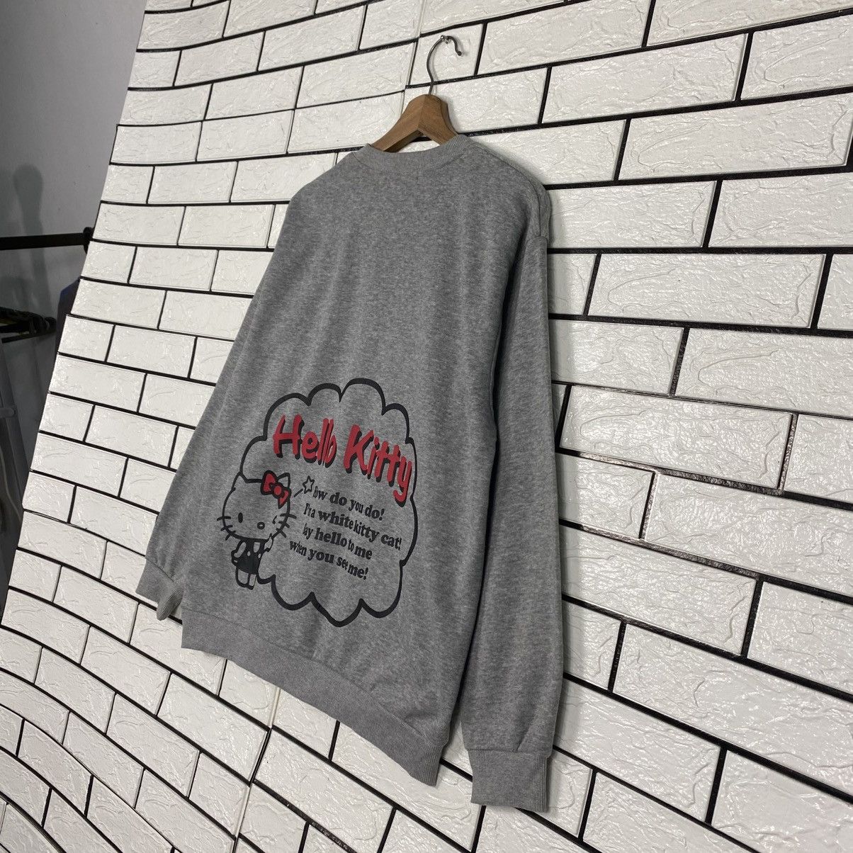 Japanese Brand 📌Vintage Sweatshirt Hello Kitty Big Logo Size US M / EU 48-50 / 2 - 11 Thumbnail