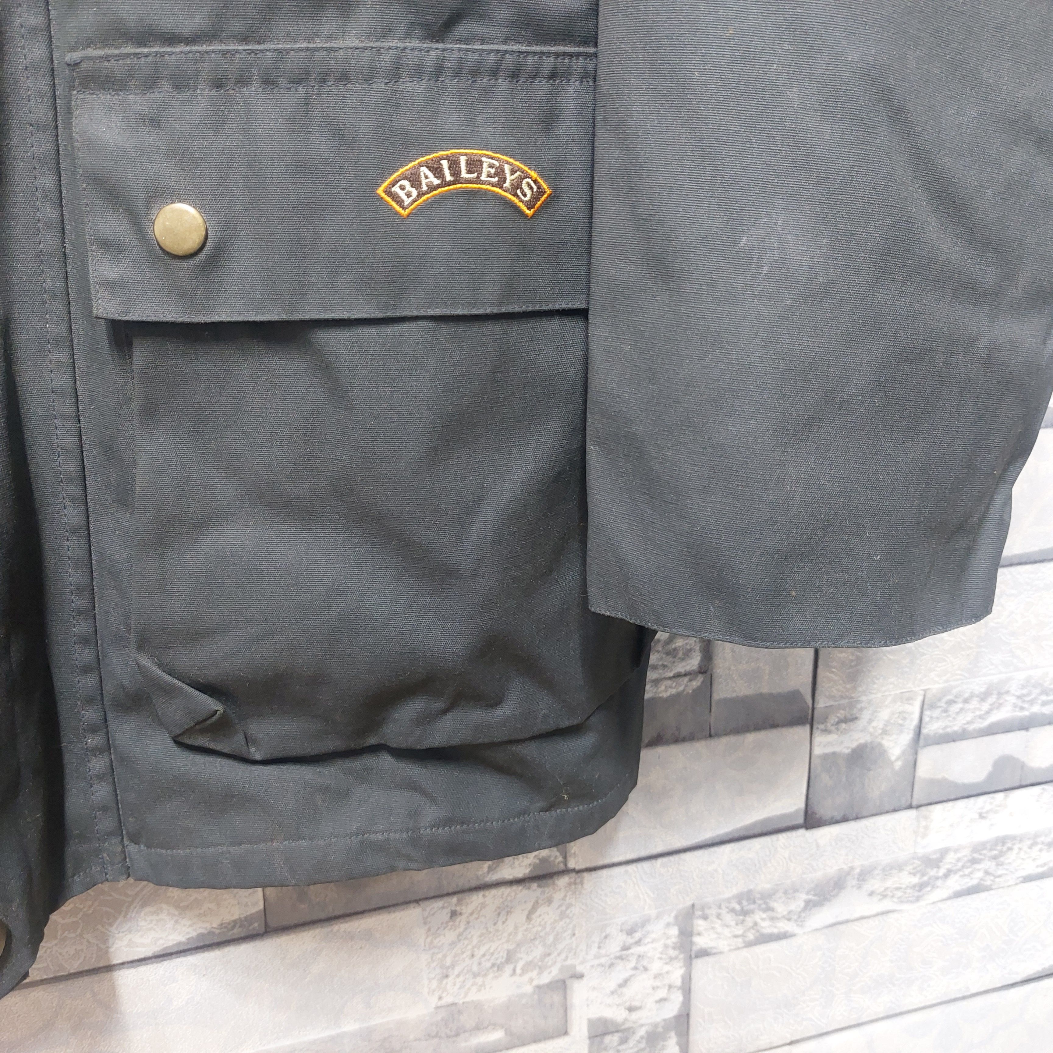 Bailey Hats Baileys Wax jacket Size US L / EU 52-54 / 3 - 3 Thumbnail