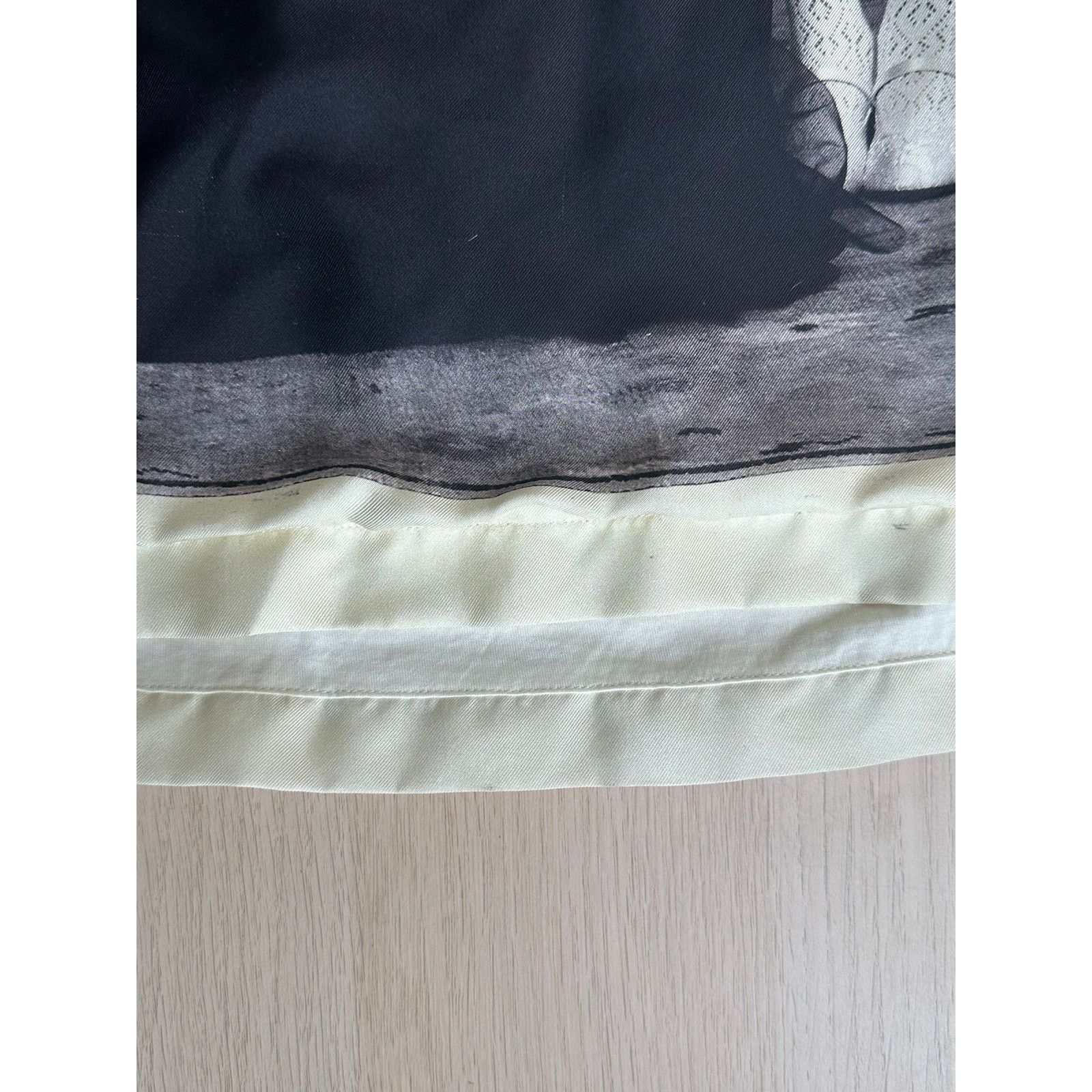 Dolce & Gabbana Rare Dolce and Gabbaba L/S Beige Silk Tee "#dgFamily" - Mint Size US M / EU 48-50 / 2 - 7 Thumbnail