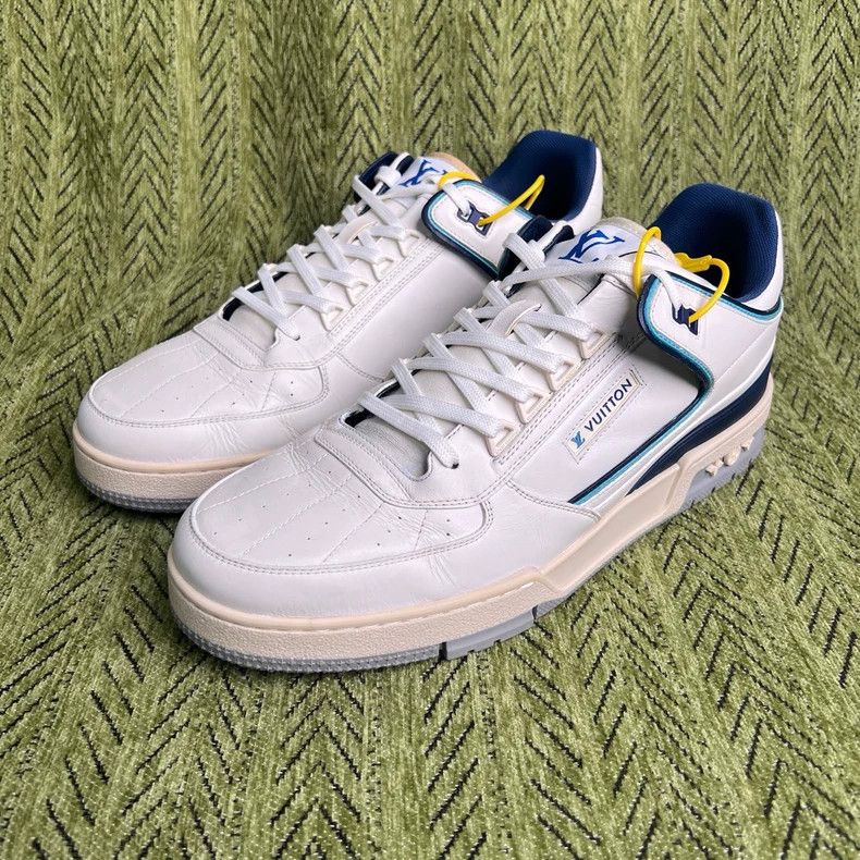 Louis Vuitton LV Trainer White Blue Casual Sneakers - dmc Size US 9.5 / EU 42-43 - 1 Thumbnail