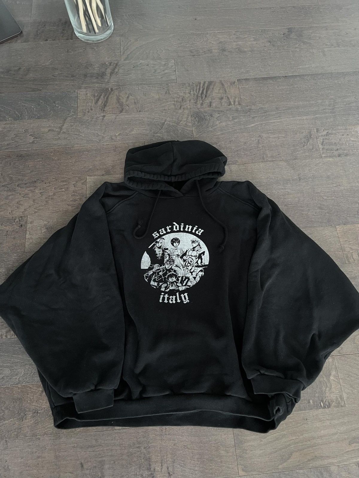 Pre-owned Rough Simmons Sardinia Italy Hoodie In Black