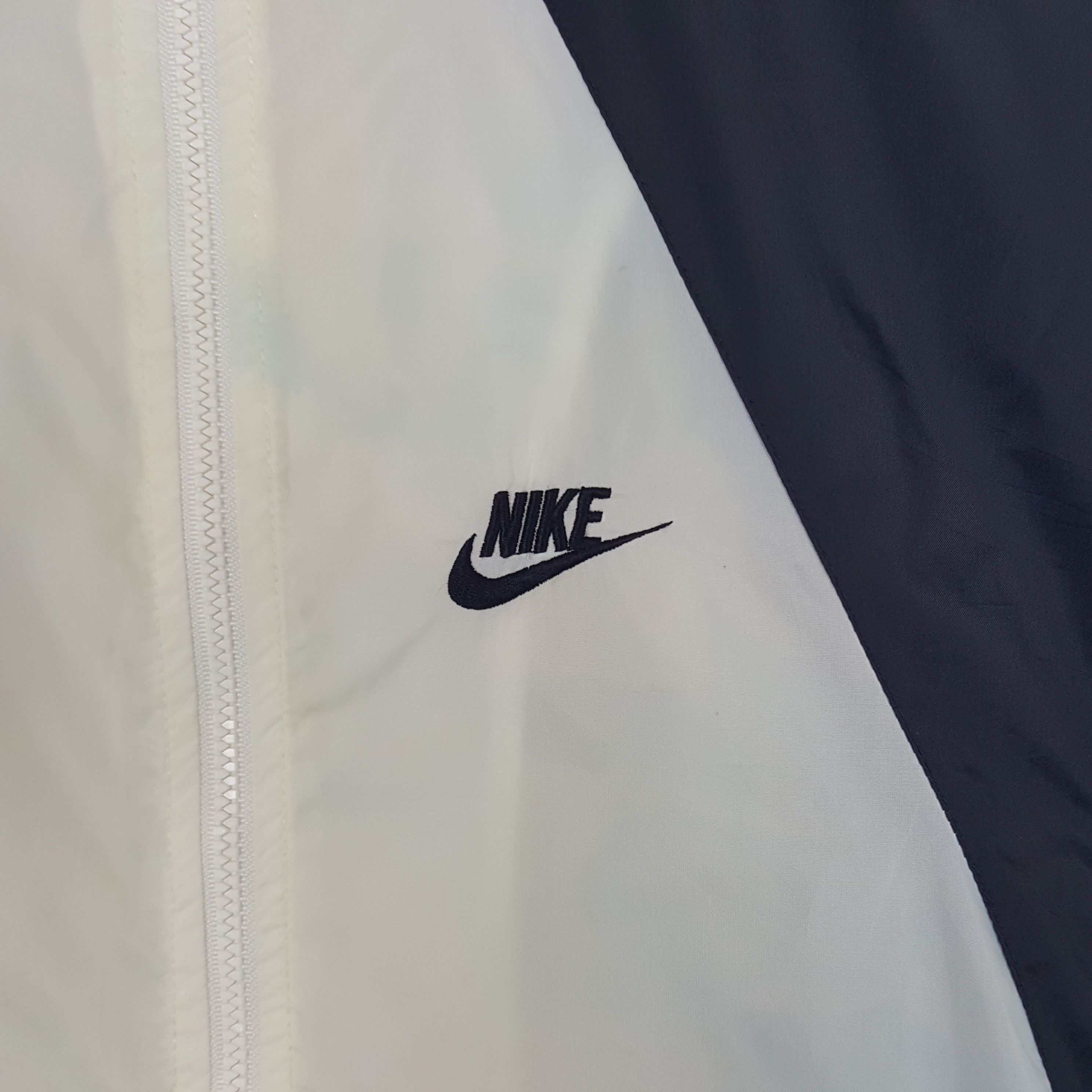 Nike × Vintage Vintage Nike Sport Windbreaker Zipper Jacket Size US XL / EU 56 / 4 - 2 Thumbnail