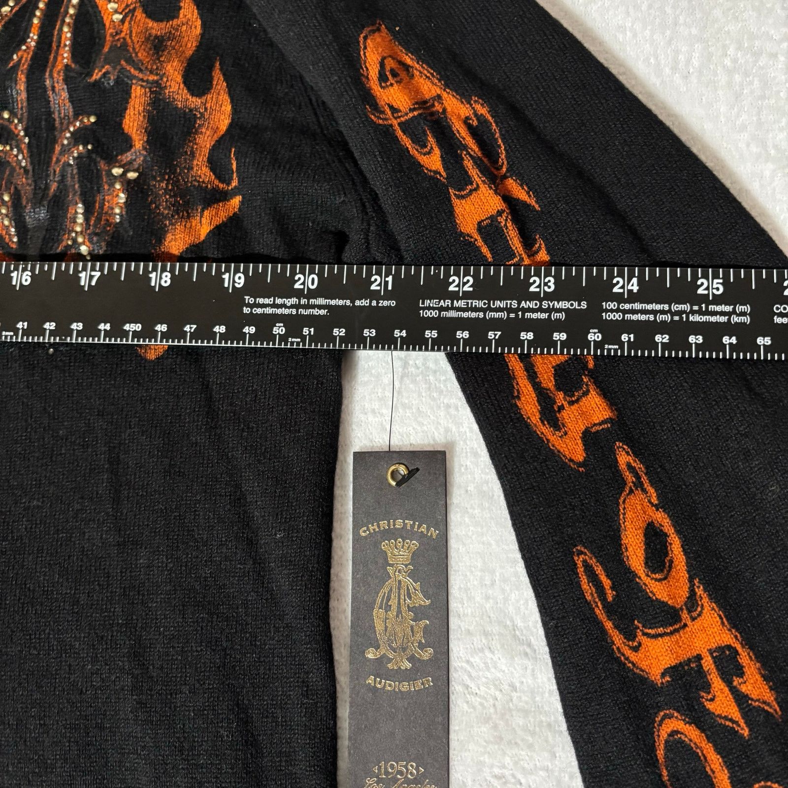 Christian Audigier Christian Audigier Skull Piston V Neck Black Y2K NWT Size US XL / EU 56 / 4 - 5 Thumbnail
