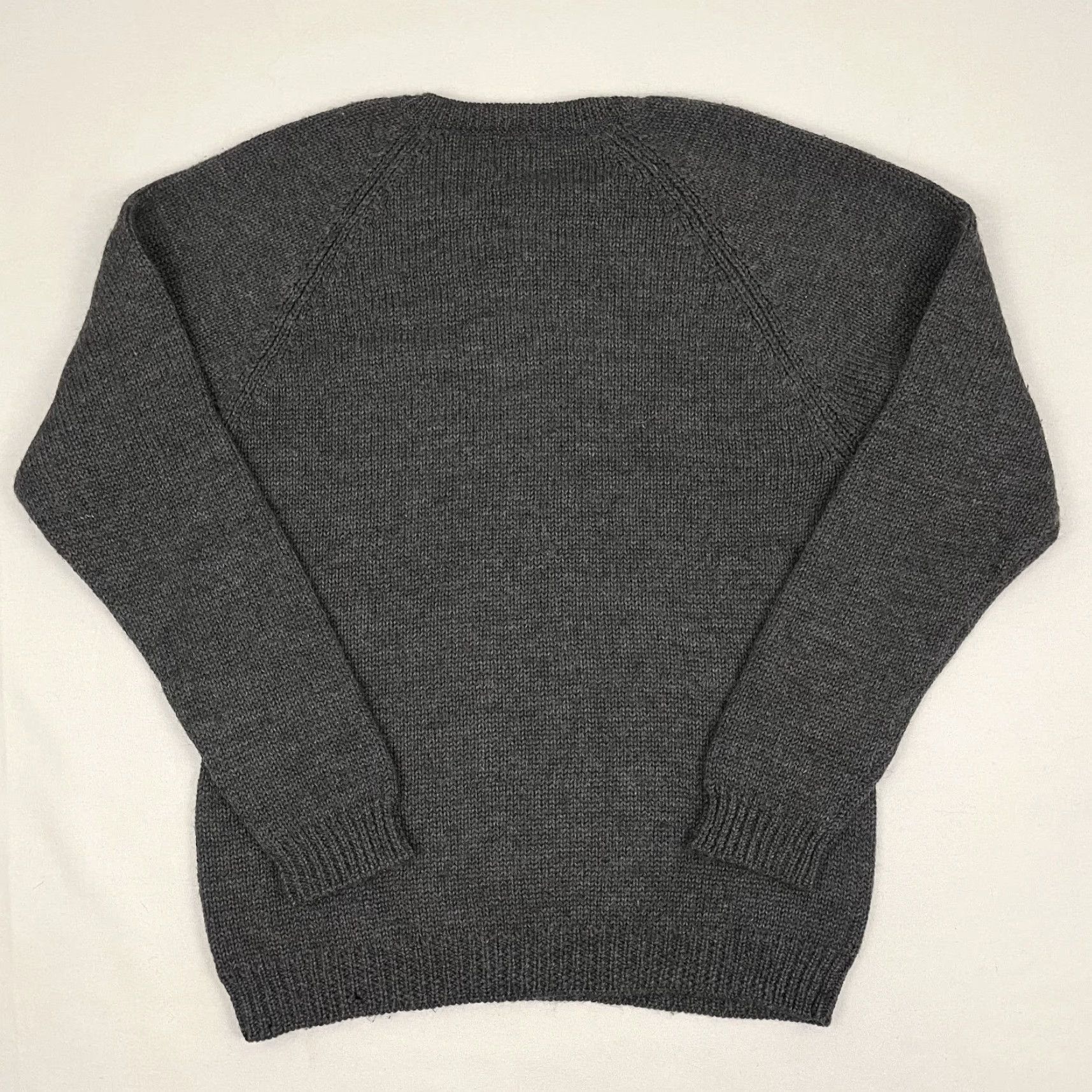 Gap VINTAGE Gap Sweater Mens Large Gray 100% Wool Knit Jumper V-Neck Pullover Academia Y2K Size US L / EU 52-54 / 3 - 8 Thumbnail