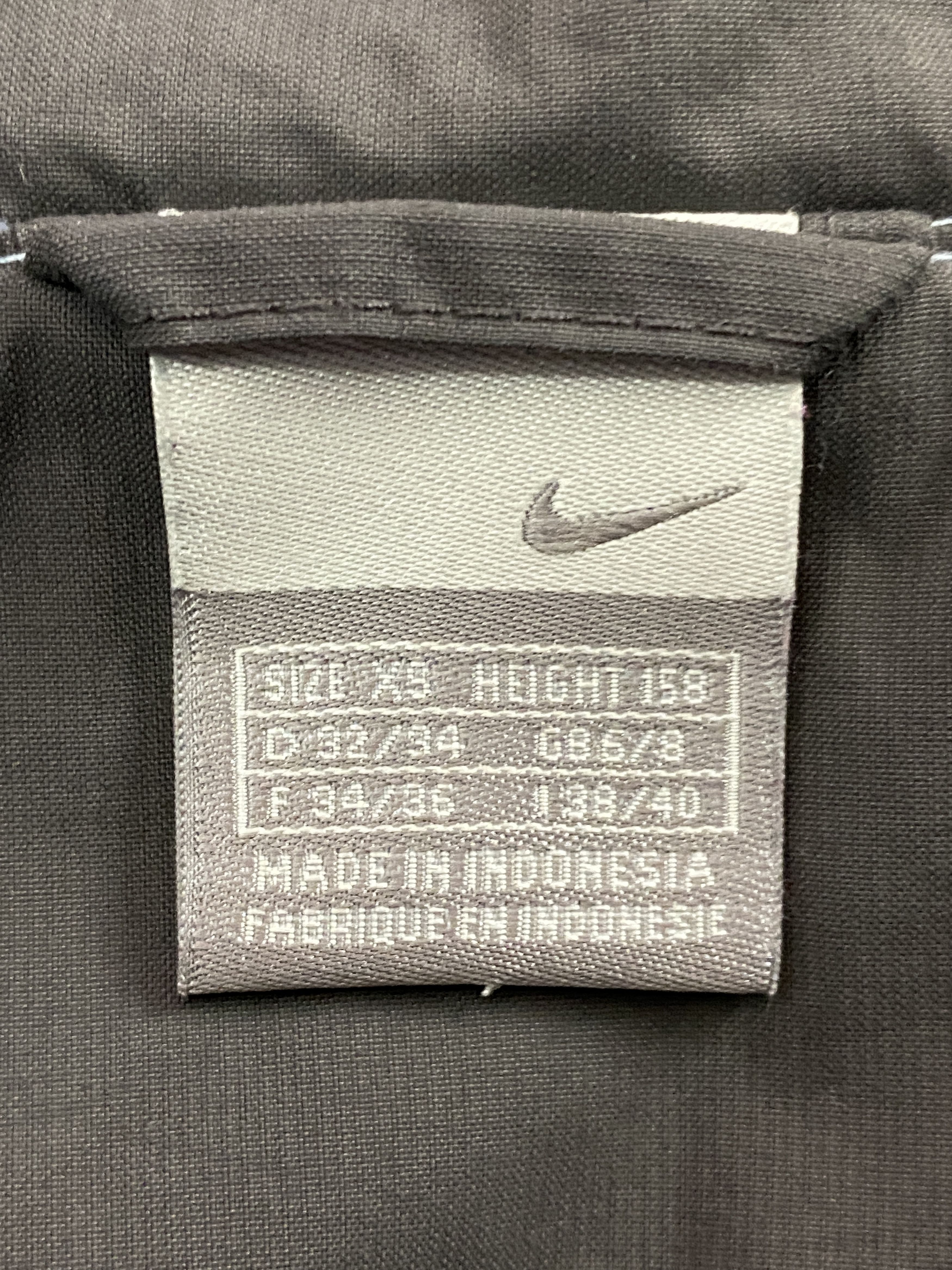 Nike × Vintage Nike Vintage Women's Windbreaker Jacket - XS Size XS / US 0-2 / IT 36-38 - 5 Thumbnail