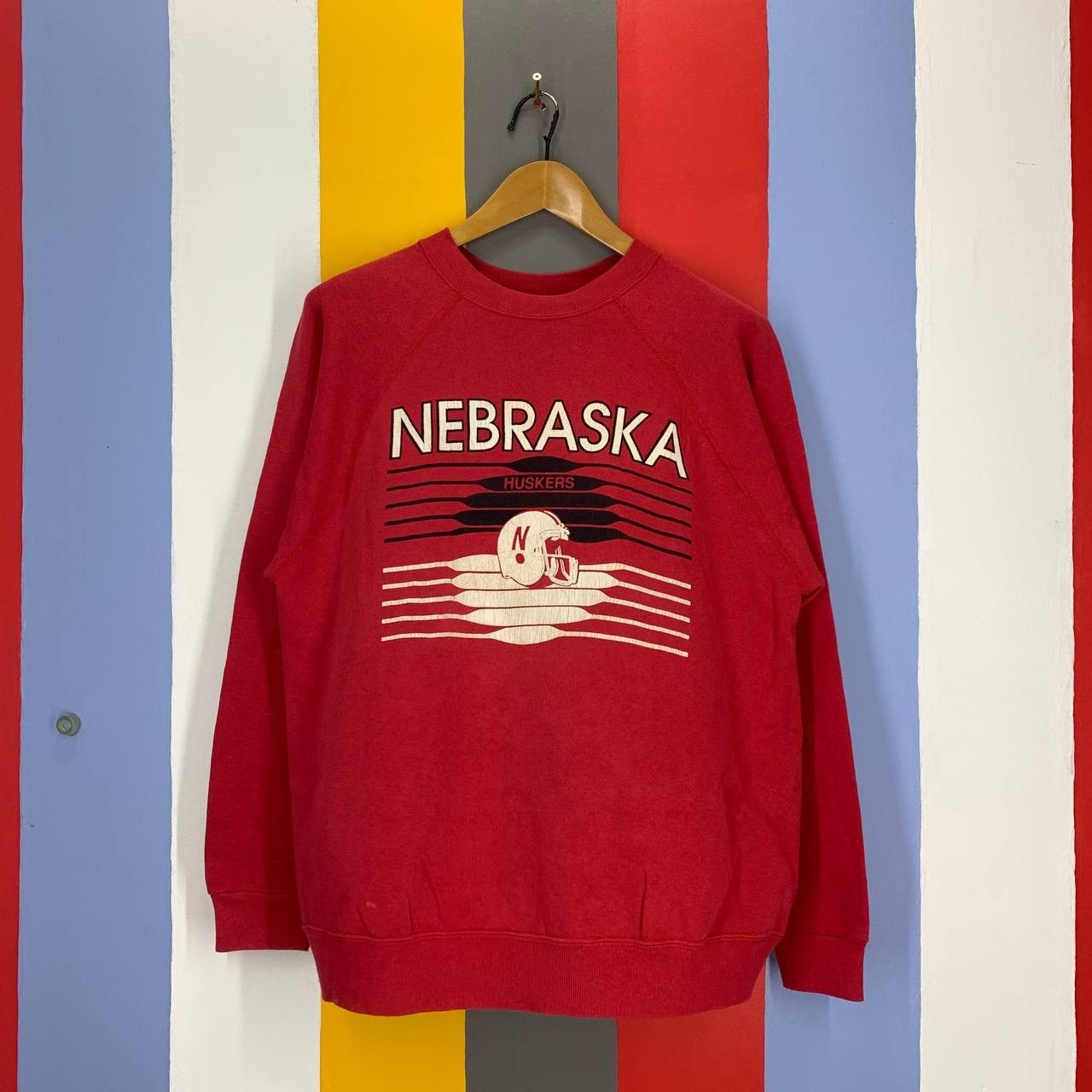 NFL 90s Vintage NEBRASKA HUSKERS by TULTEX Sweatshirt #0412-11 Size US L / EU 52-54 / 3 - 1 Thumbnail