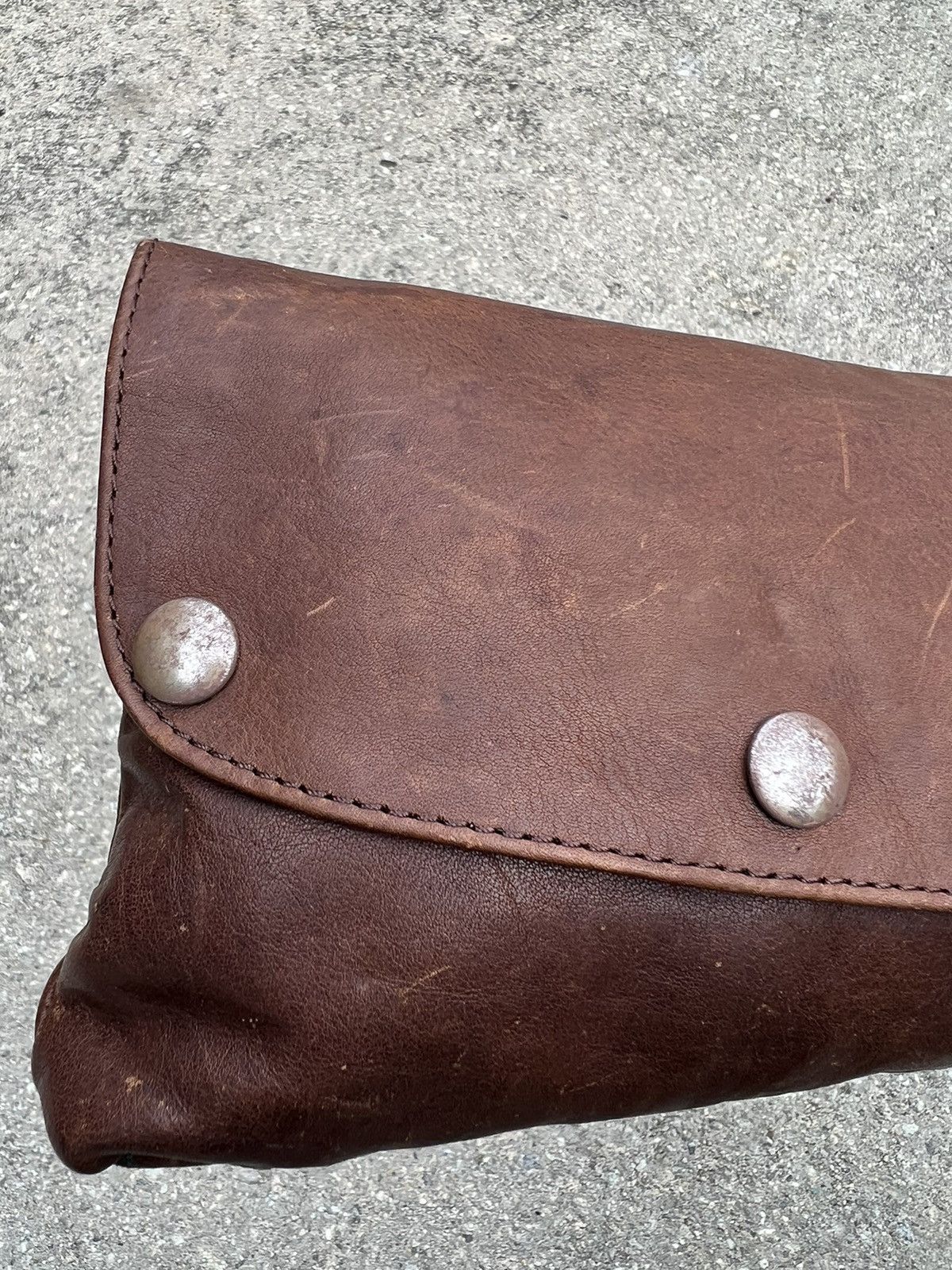 Leather Far Eastern Enthusiast Japan Patina Leather Clutch Bag Size ONE SIZE - 11 Thumbnail