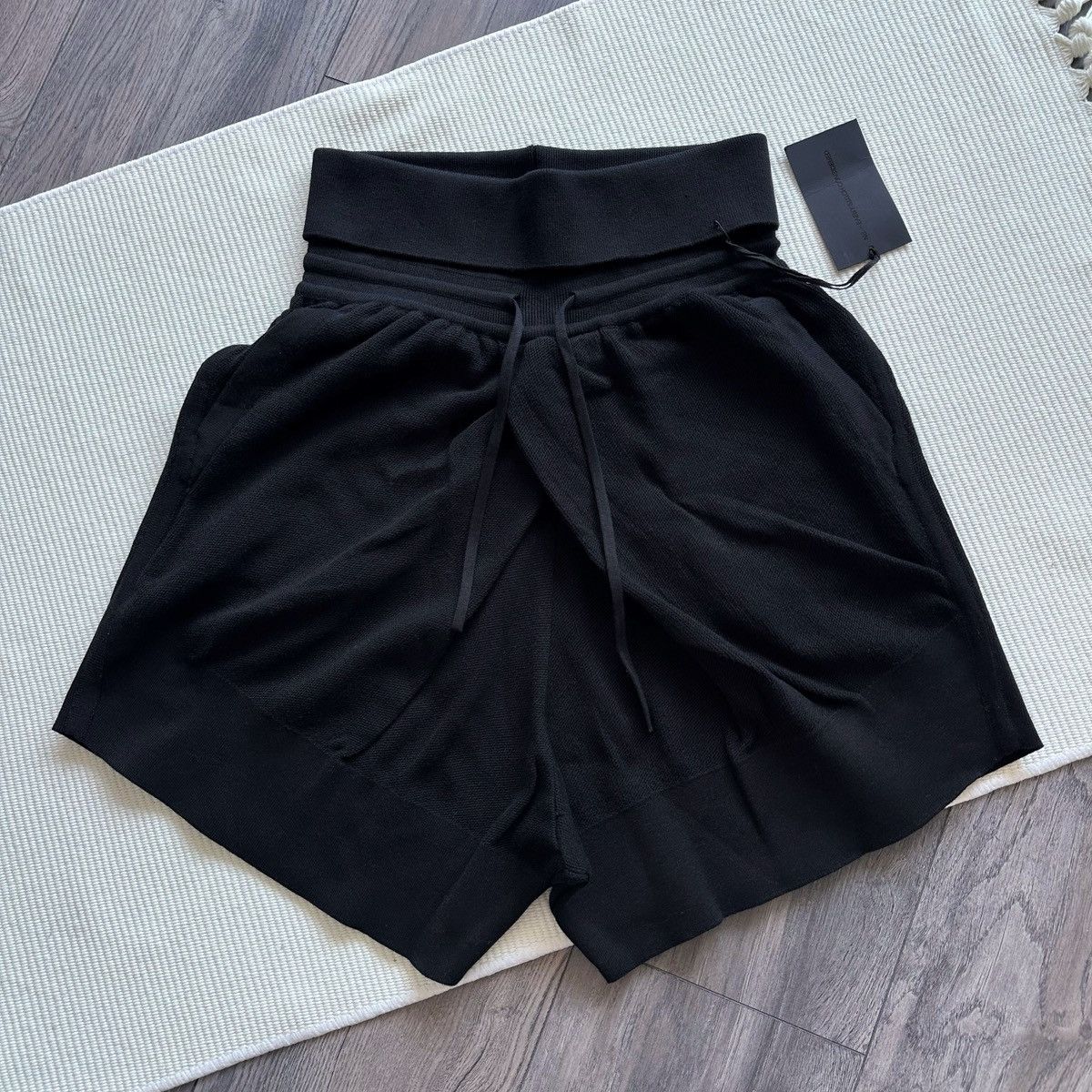 Nike Nike Every Stitch Considered High Waist Womens Black Shorts Size 30" / US 8 / IT 44 - 1 Thumbnail