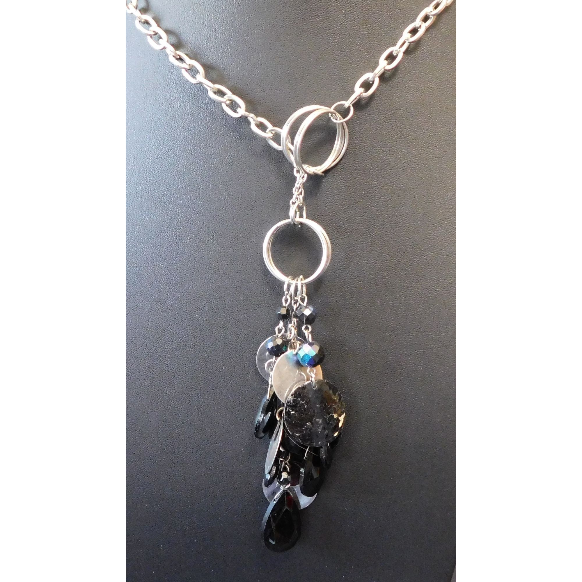 Guess Guess Black And Silver Tone Dangling Charm Pendant Necklace Size ONE SIZE - 1 Thumbnail