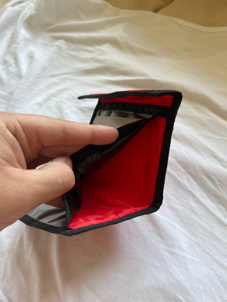 Marlboro × Vintage 90s Vintage Marlboro Nylon Red Wallet Size ONE SIZE - 5 Thumbnail