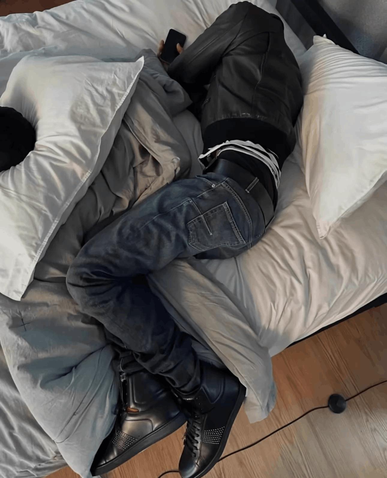 Saint Laurent Paris SLP 13ss Blackout Oil Leather High Top Rivet Skate Size US 6.5 / EU 39-40 - 9 Thumbnail