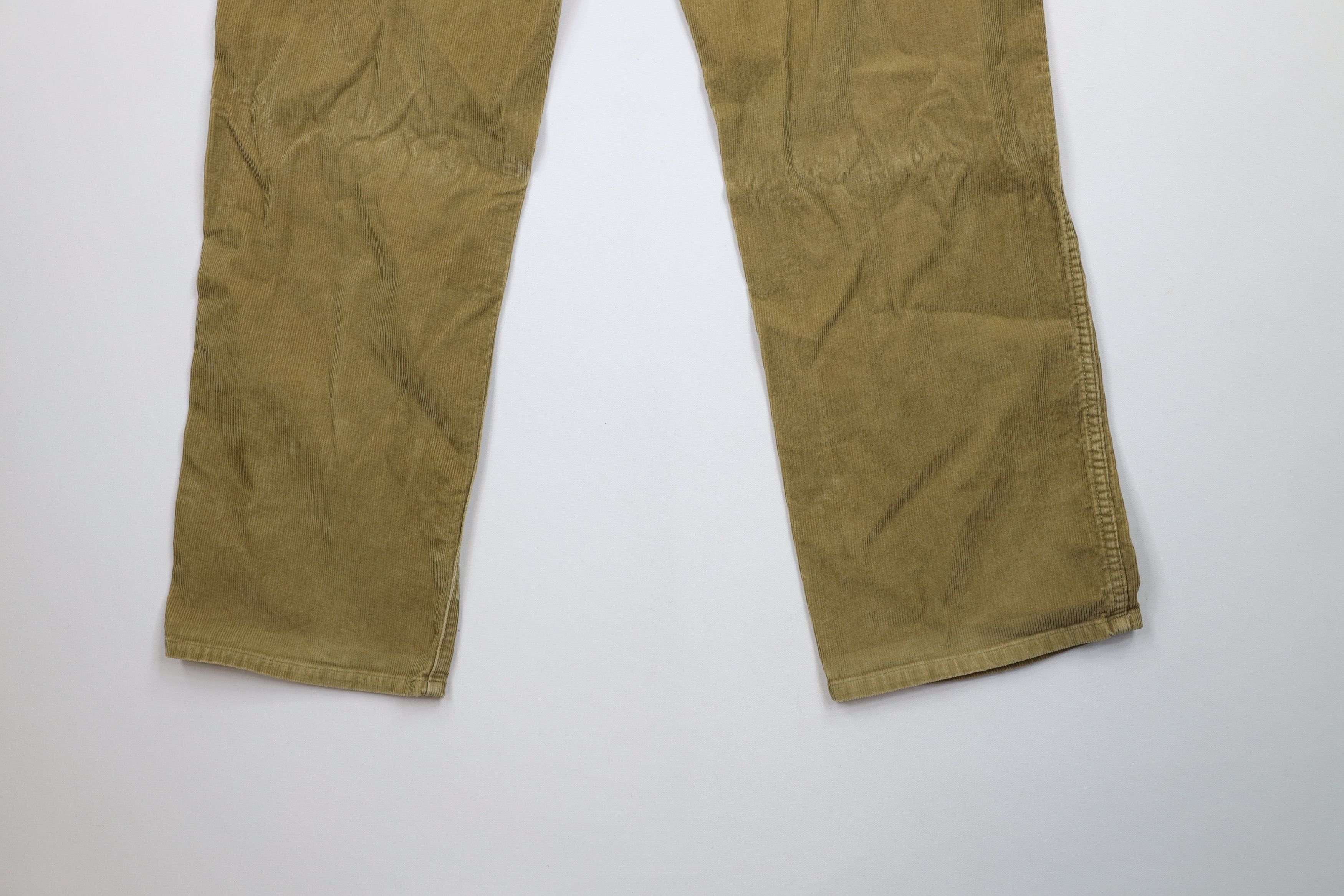 L.L. Bean Vintage LL Bean Natural Fit Wide Leg Corduroy Chino Pants Size US 36 / EU 52 - 14 Thumbnail