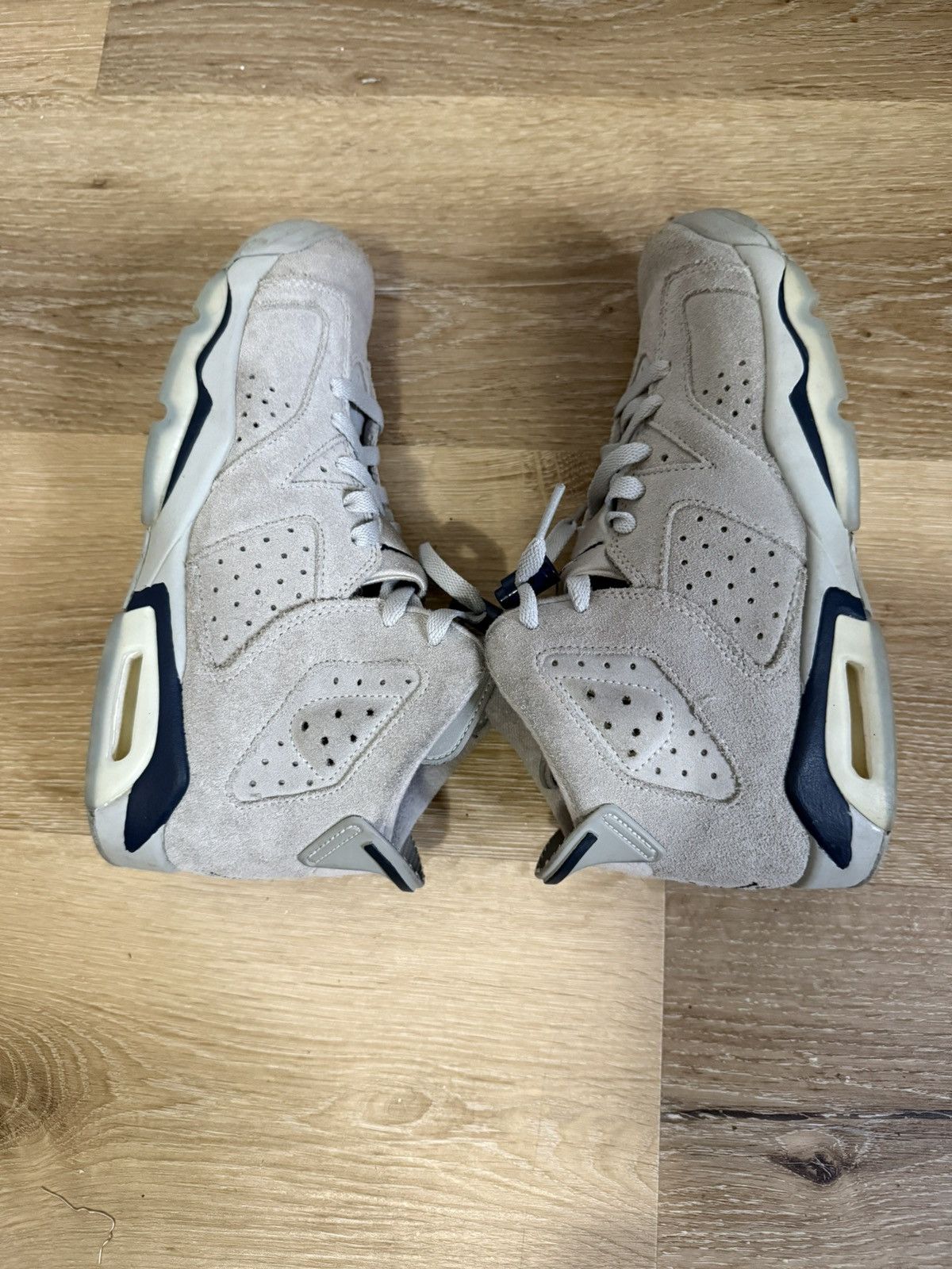 Jordan Brand Jordan 6’s Georgetown Size US 6.5 / EU 39-40 - 3 Thumbnail