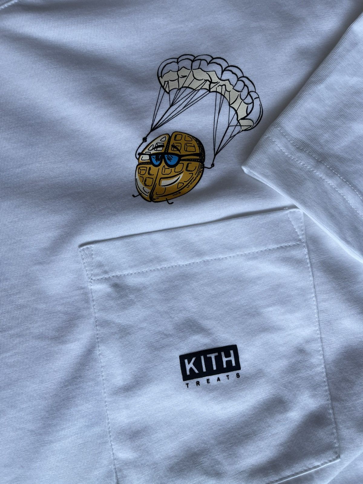 Kith KITH TREATS PARADE 24 TEE NEW Size US XXL / EU 58 / 5 - 4 Thumbnail