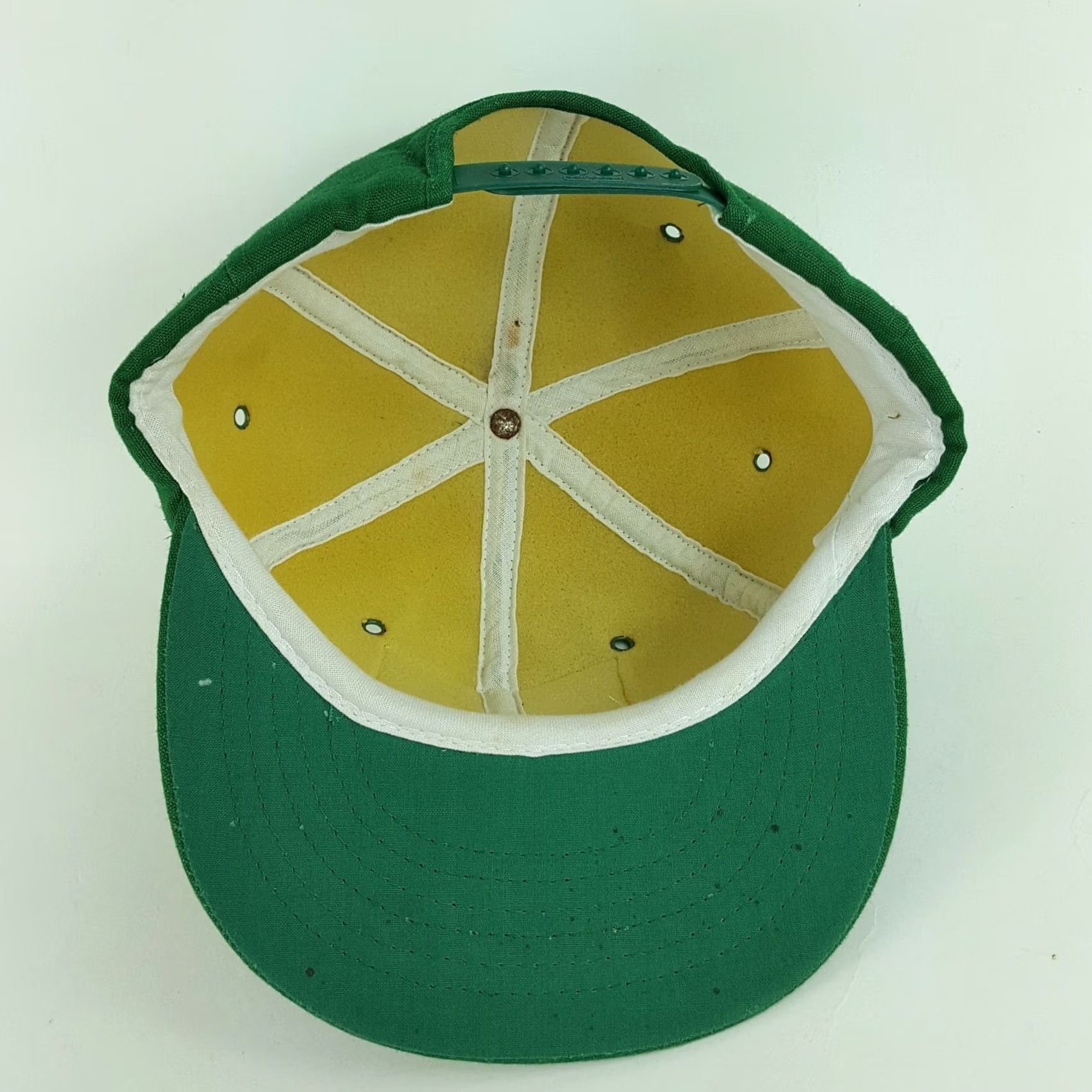 Vintage Vintage Snap-Back Foam Green Patch Trucker Hat Cap Men's Adjustable Embroidered Logo 80s Retro Oil Gas Transportation Size ONE SIZE - 6 Thumbnail