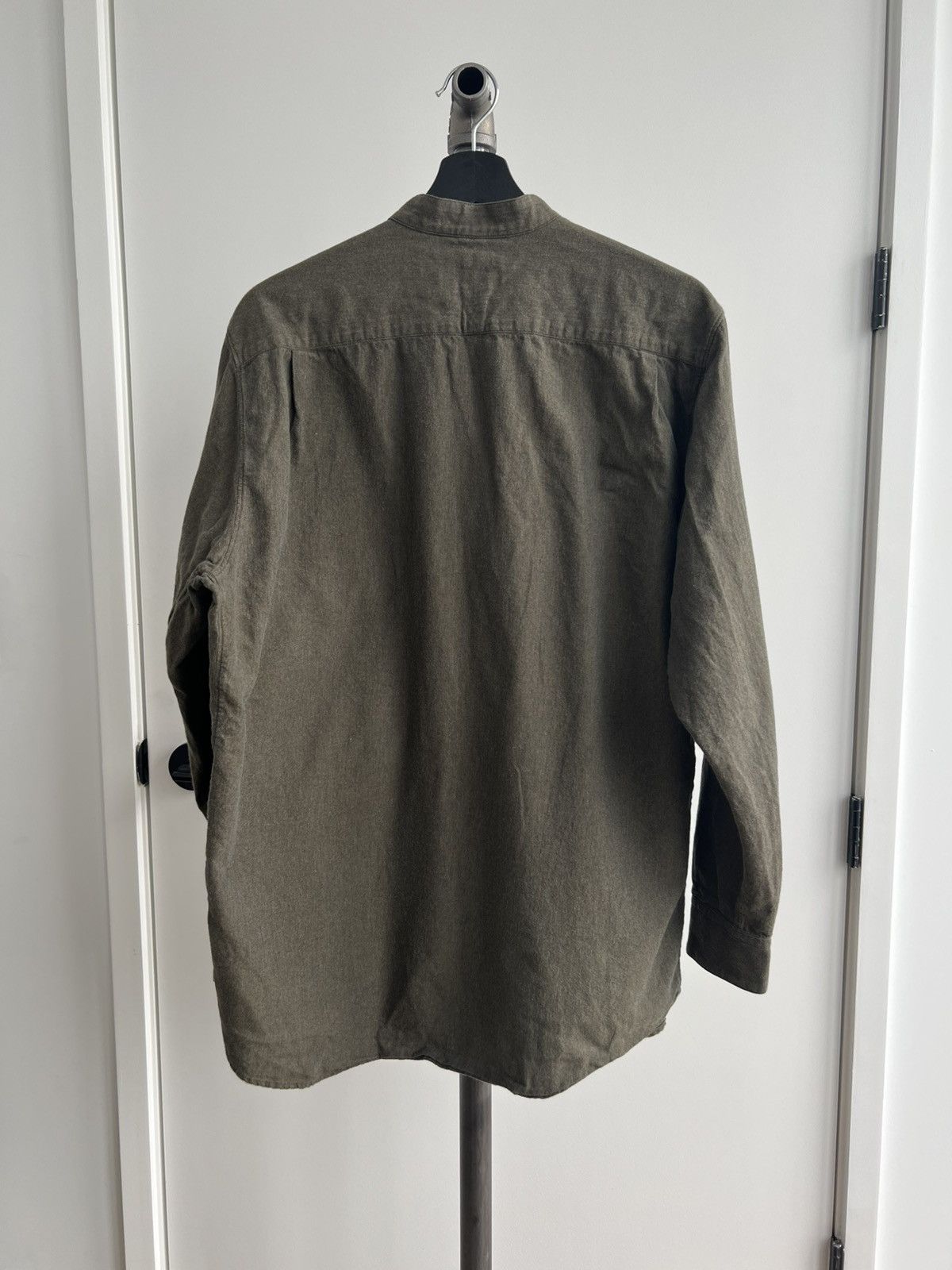 Christophe Lemaire Olive Mandarin Collar Button-Up Size US L / EU 52-54 / 3 - 4 Thumbnail