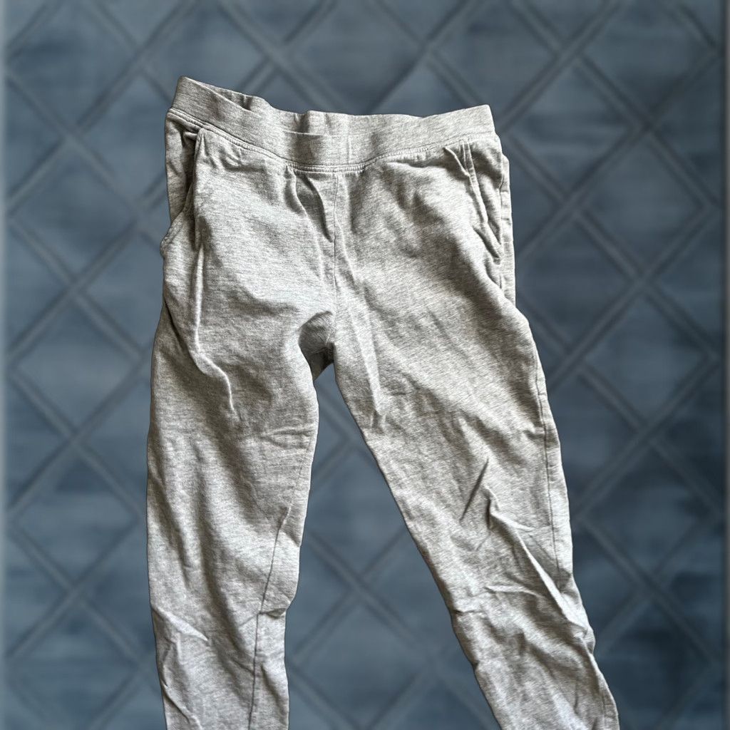 H&M H&M Sweatpants Women’s XS Gray Tapered Activewear Pants Regular Size Size 26" / US 2 / IT 38 - 1 Thumbnail