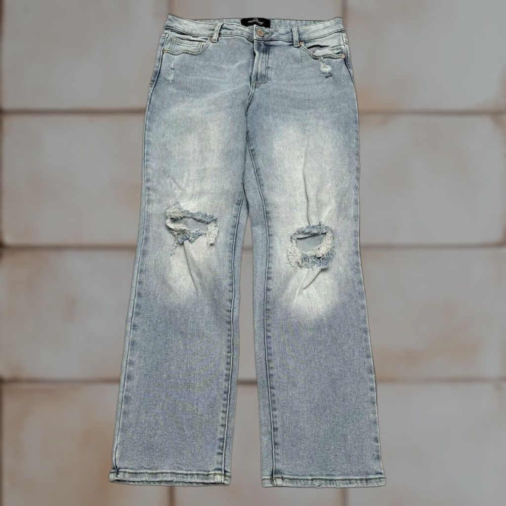 Jordache VINTAGE Jordache Jeans Women 90s Distressed Denim Blue Regular 28" Inseam Size 10 EUC Size 32" / US 10 / IT 46 - 1 Thumbnail