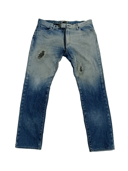 Uniqlo UNIQLO Distressed Jean's Workers Style Size US 38 / EU 54 - 1 Thumbnail