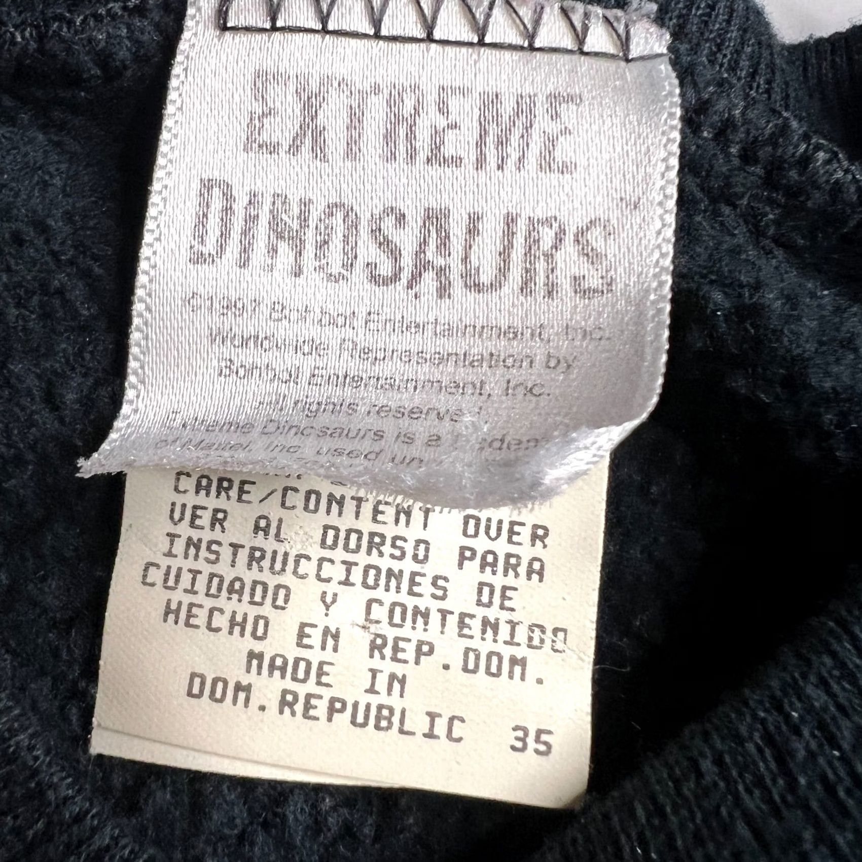 Etro VINTAGE Extreme Dinosaurs Sweatshirt Boys 4 Black 1997 90s Crewneck Long Sleeve Cartoon Graphic Vintage 1990s Authentic Licensed Graphic Sweatshirt Size US S / EU 44-46 / 1 - 7 Thumbnail