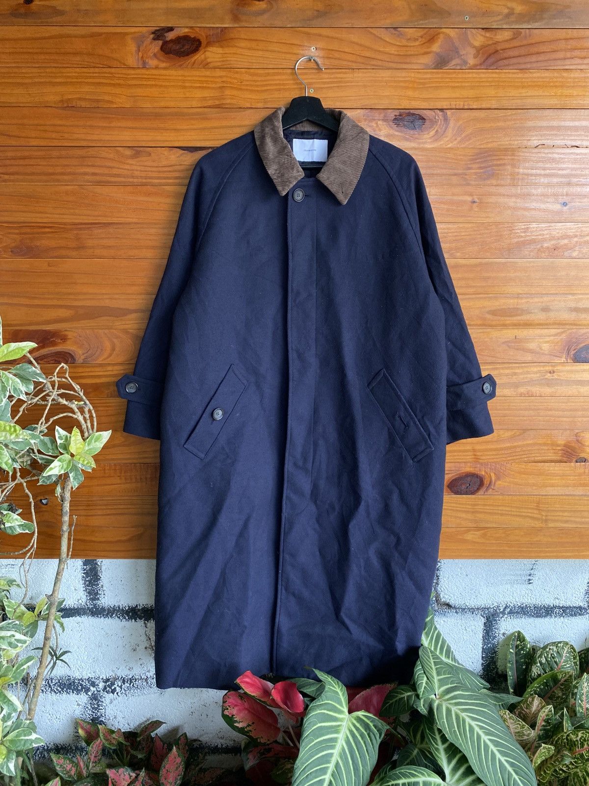 Frame Framework Japan Long Coat Corduroy Collar Navy Wool Blend Size US M / EU 48-50 / 2 - 3 Thumbnail