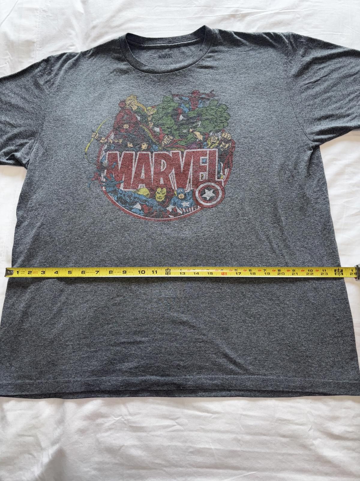 Marvel Comics Classic Marvel Graphic T-Shirt - Classic Heroes Design XL Size US XL / EU 56 / 4 - 5 Thumbnail