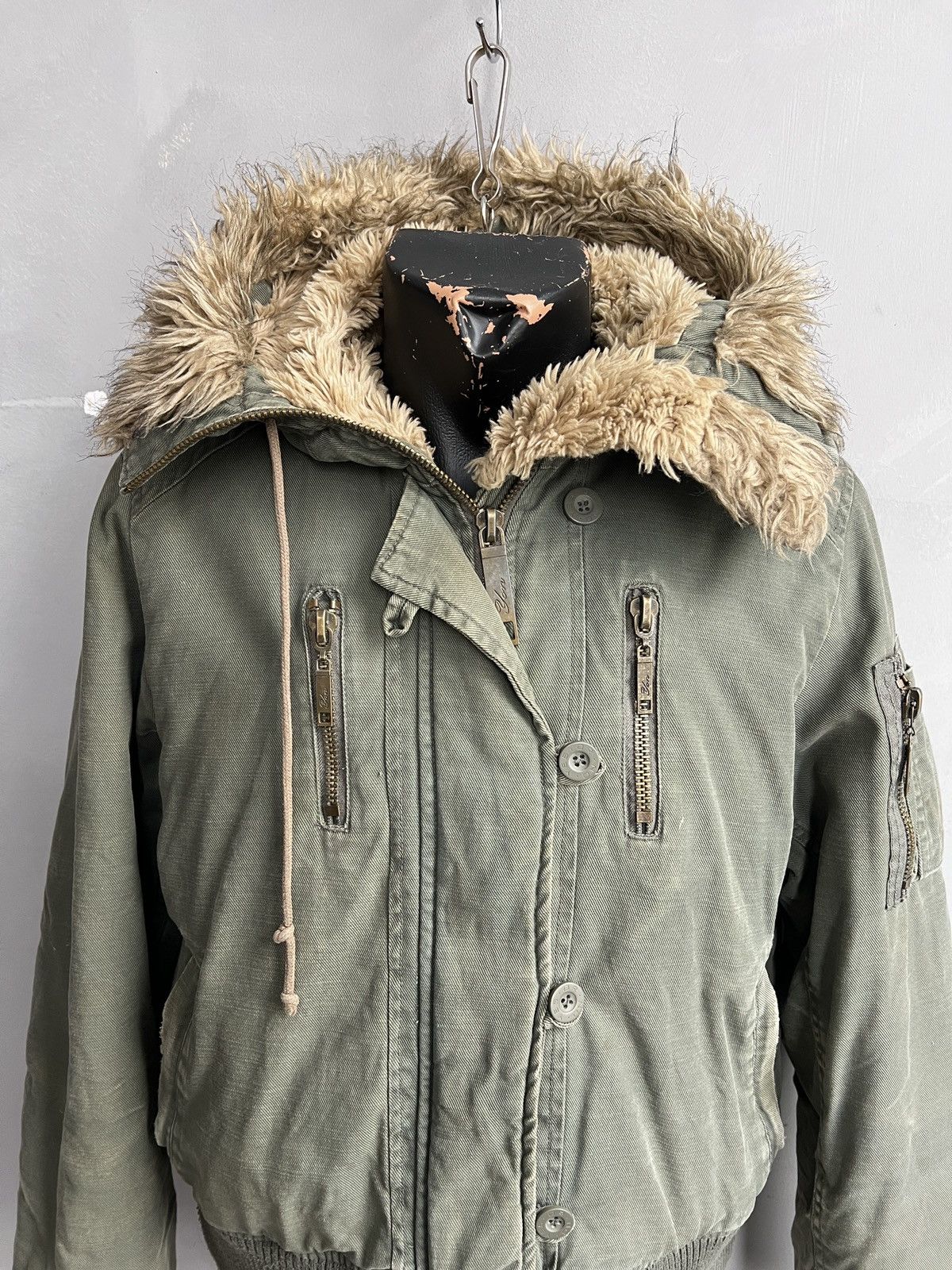 Hysteric Glamour Vintage 2000’s bomber fur hood cropped jacket junya watanabe Size US M / EU 48-50 / 2 - 2 Thumbnail