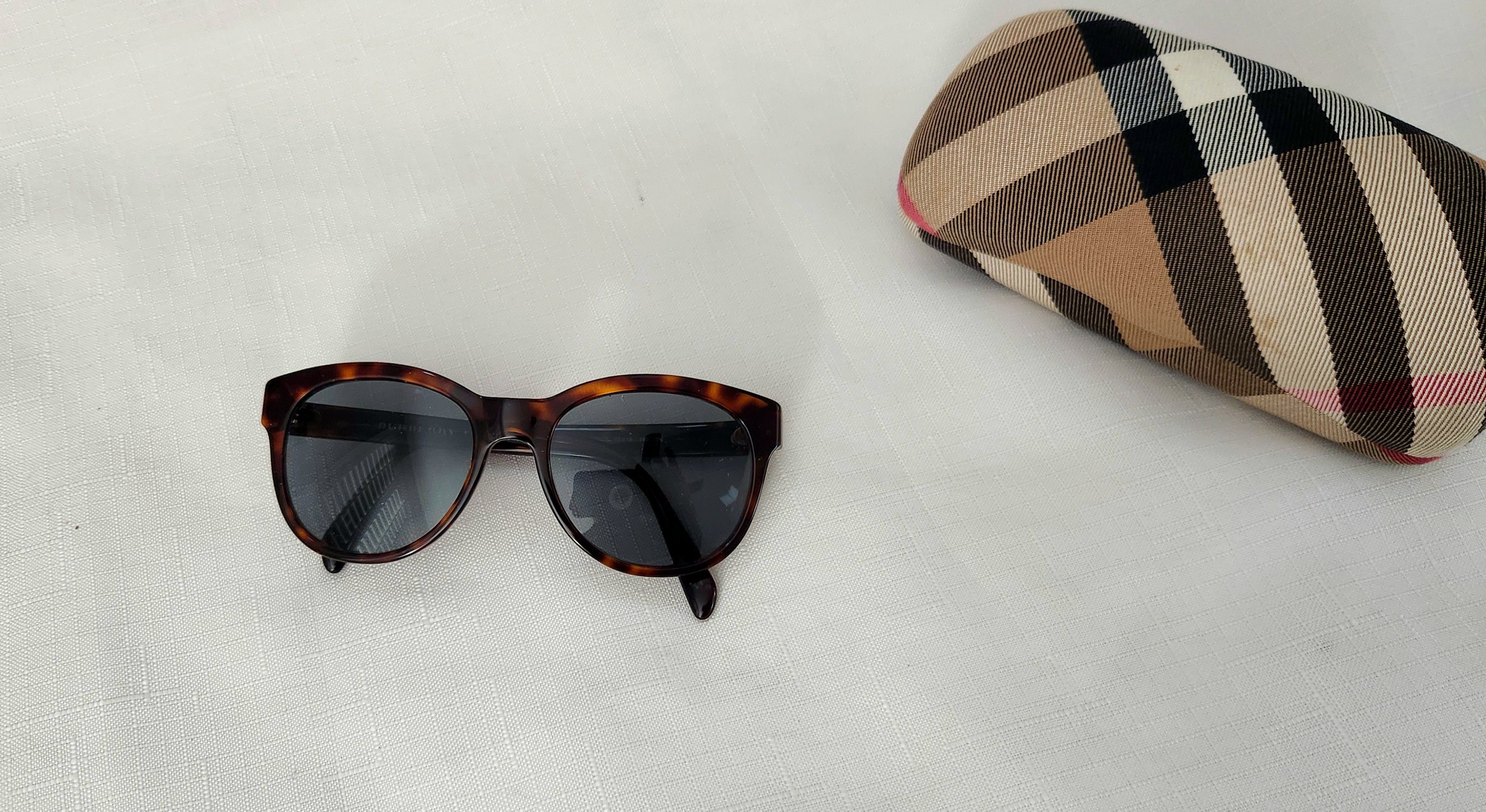 Burberry Burberry B4132 Sunglasses *Frames Only* 3349/73 53-18 140 3n Size ONE SIZE - 8 Thumbnail