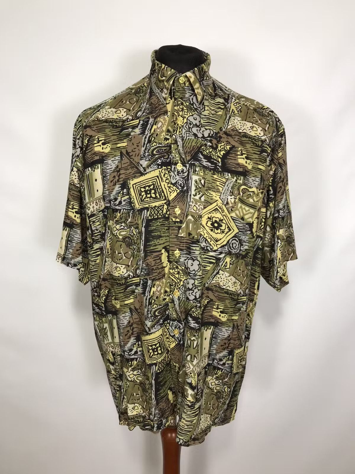 Vintage Vintage crazy shirt 80’s Size US M / EU 48-50 / 2 - 1 Thumbnail