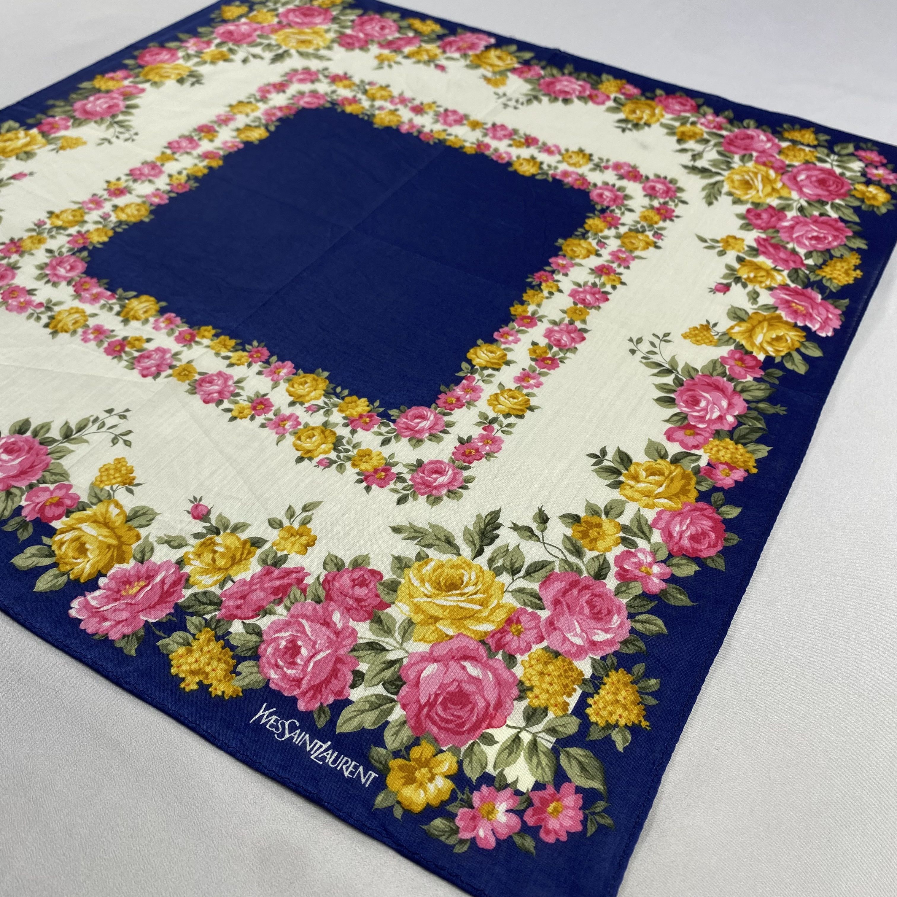 Vintage Yves Saint Laurent Handkerchief / Neckerchief-P1373 Size ONE SIZE - 2 Thumbnail