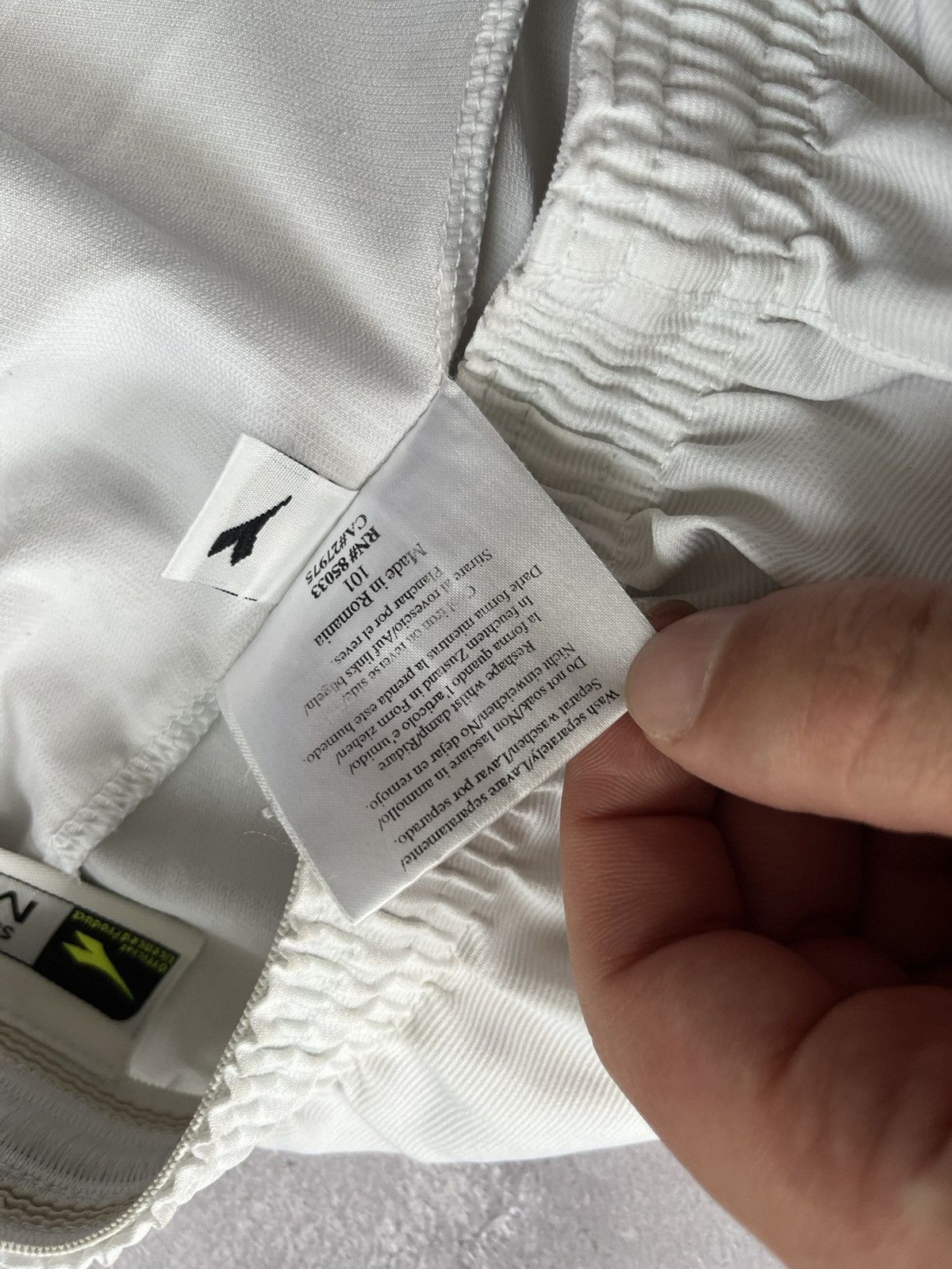Diadora SCOTLAND DIADORA FOOTBALL SHORTS #11 Size M White Size US 32 / EU 48 - 7 Thumbnail