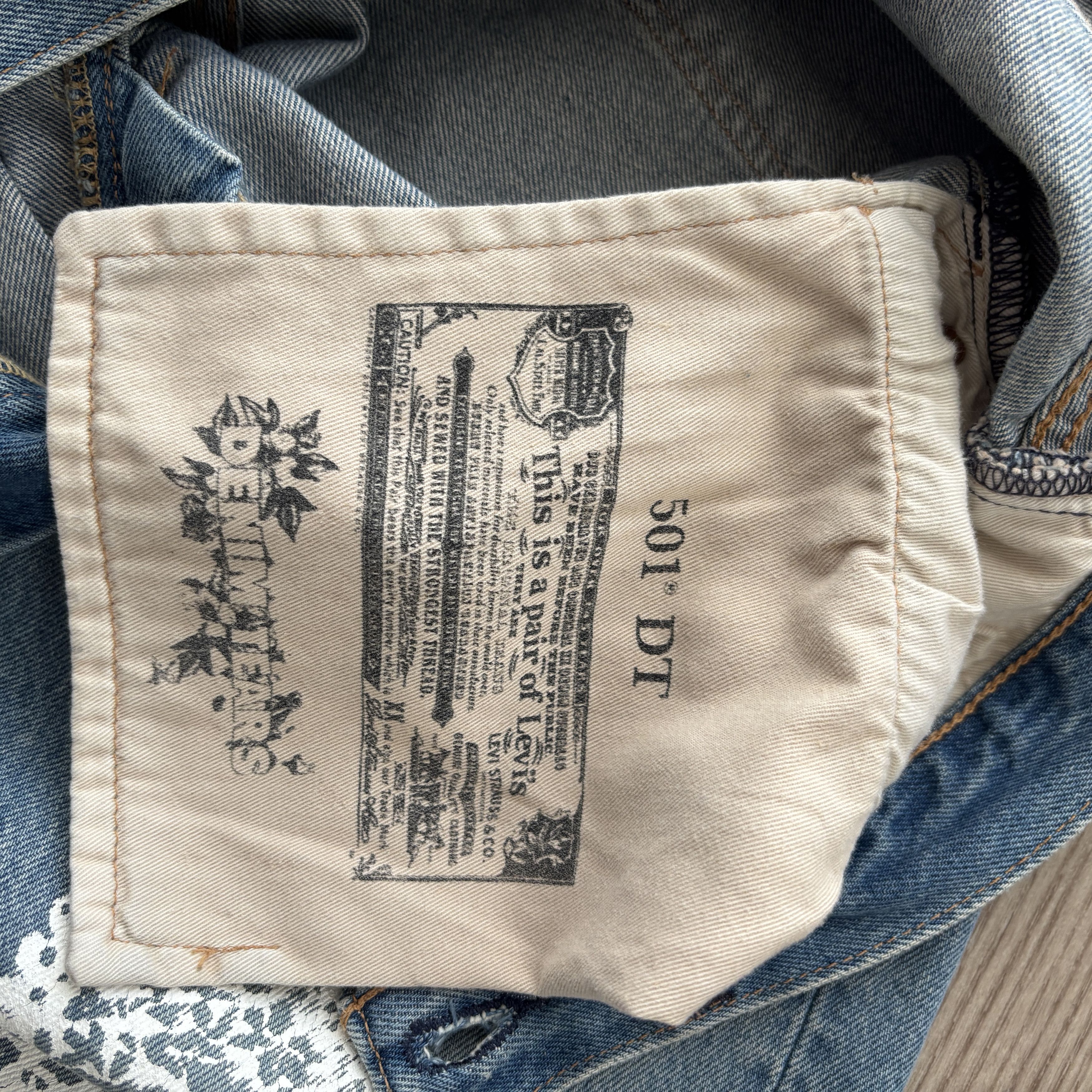 DENIM TEARS Denim Tears Cotton wreath Virgil Abloh Message In A Tear Size US 33 - 5 Thumbnail