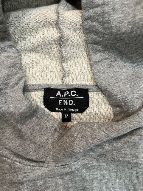 A.P.C. × END. A.P.C. x END. Collaborative Lightweight Grey Hoodie (M) Size US M / EU 48-50 / 2 - 2 Thumbnail