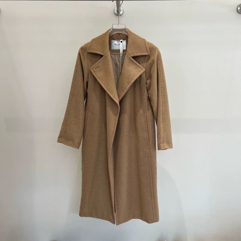Max Mara Max Mara Camel coat from manuela series Size XS / US 0-2 / IT 36-38 - 1 Thumbnail